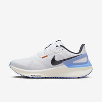 Nike Structure 25