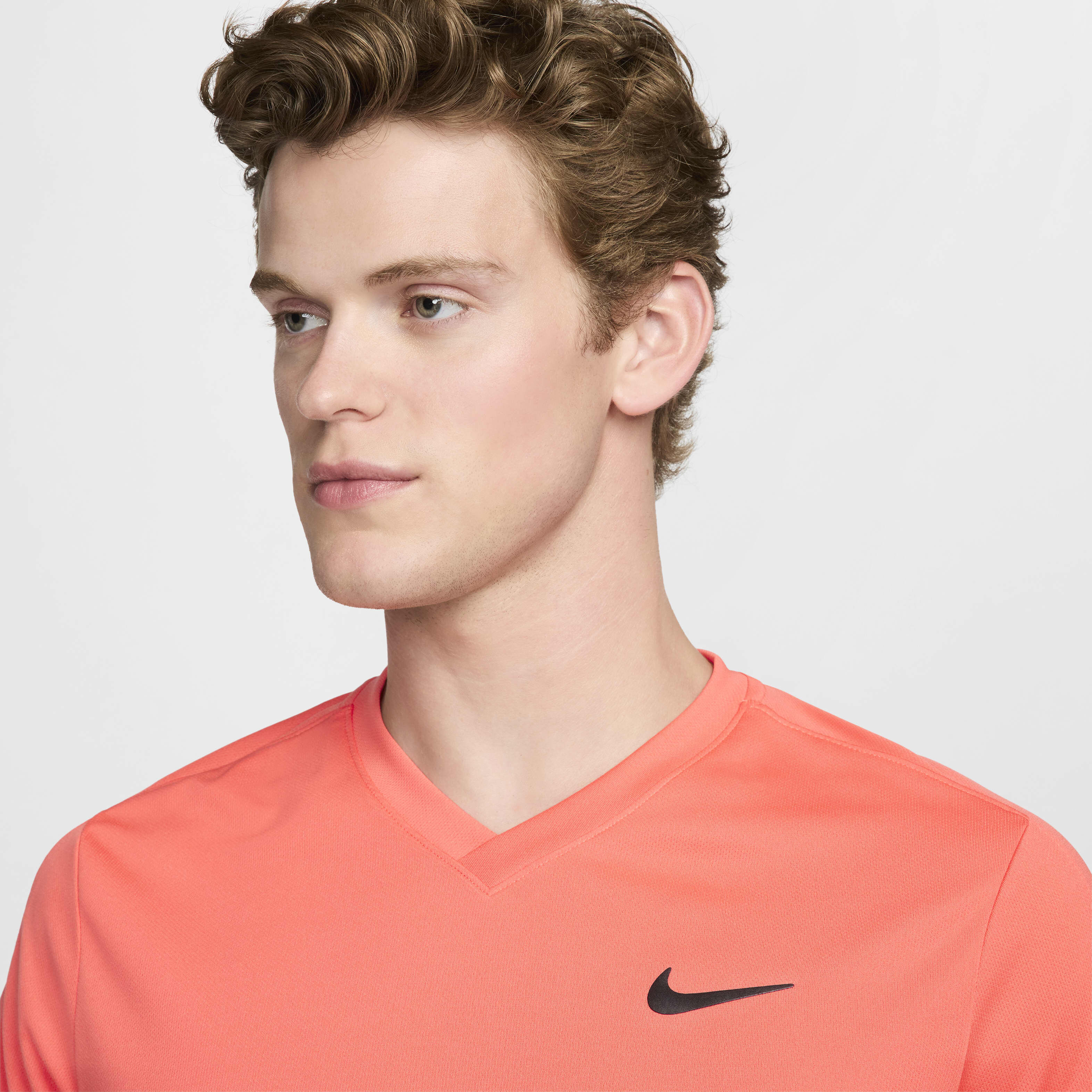 NikeCourt Dri-FIT Victory image number 2
