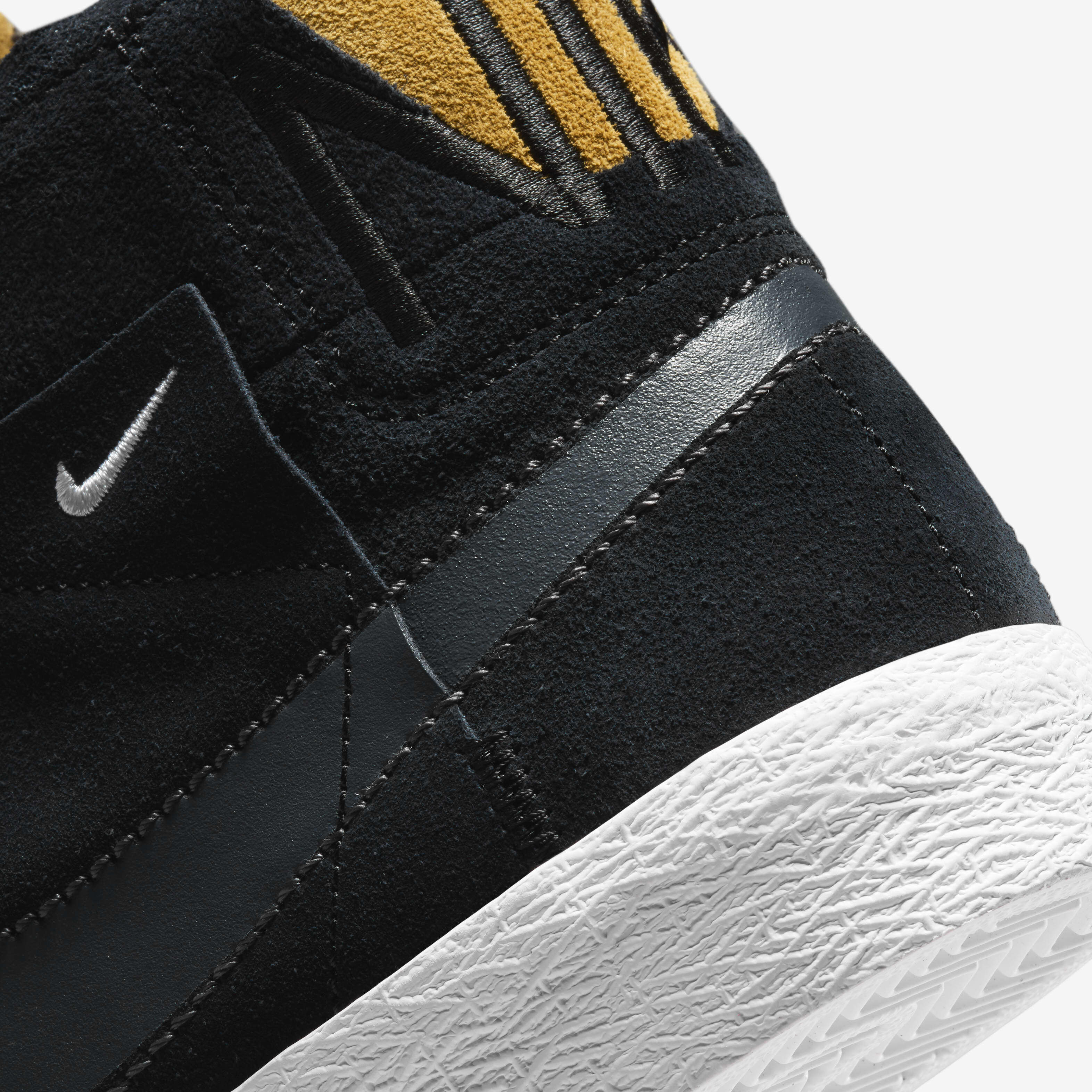 Buy Nike SB Zoom Blazer Mid Premium Skate Shoes Black Black White Anthracite Nike Saudi Official