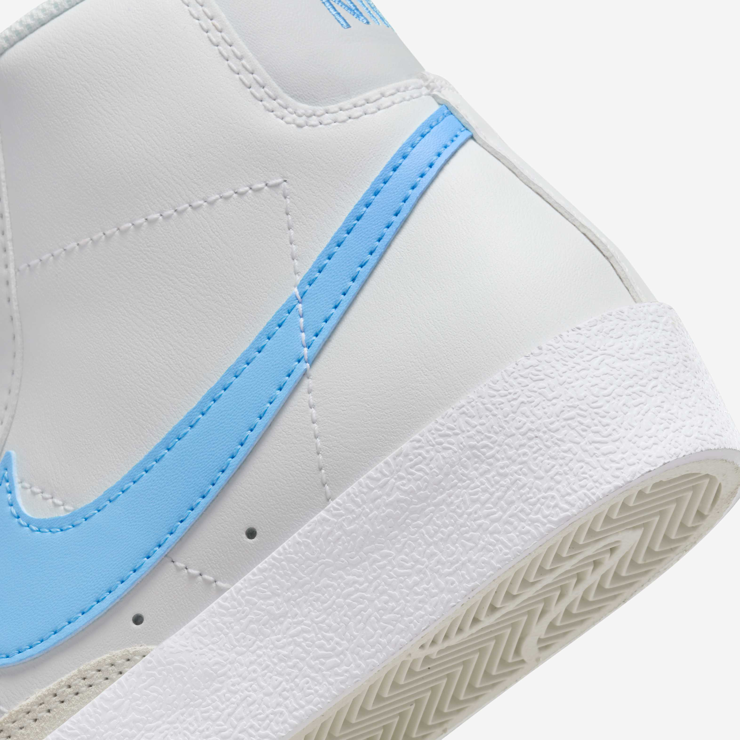 Nike Blazer Mid '77 image number 7