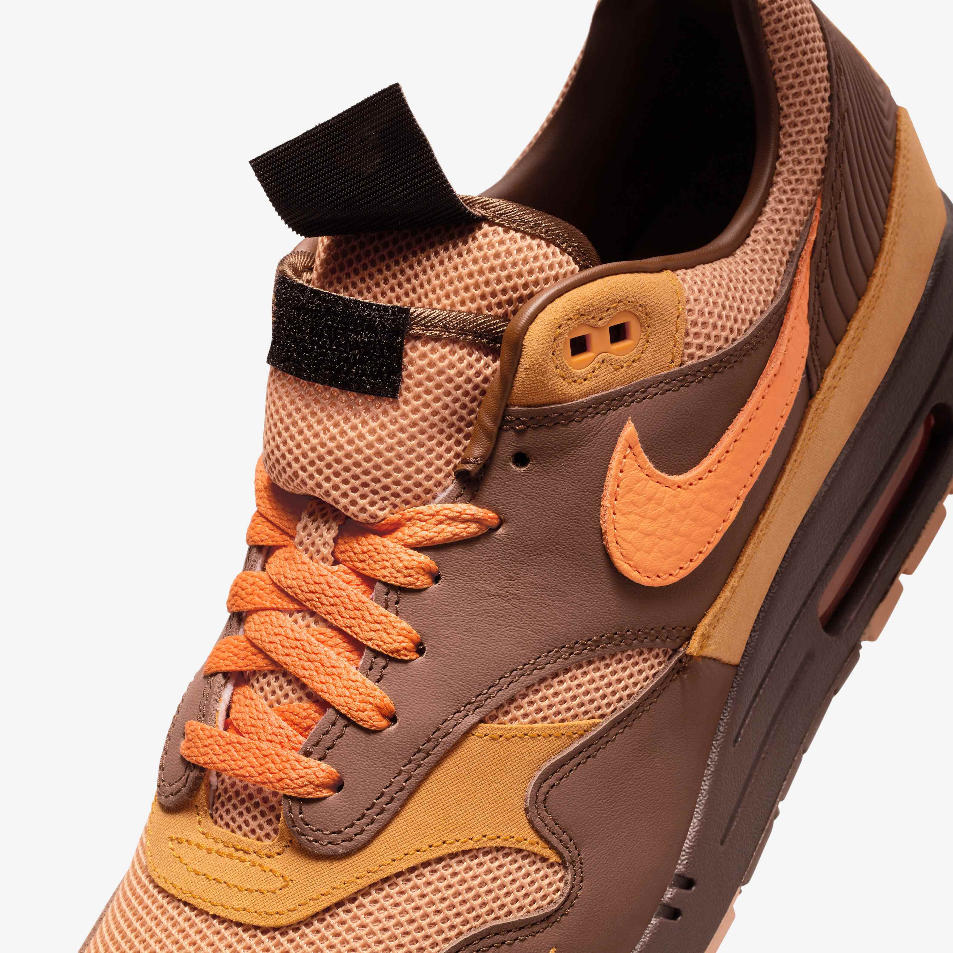 Nike Air Max 1 image number 8