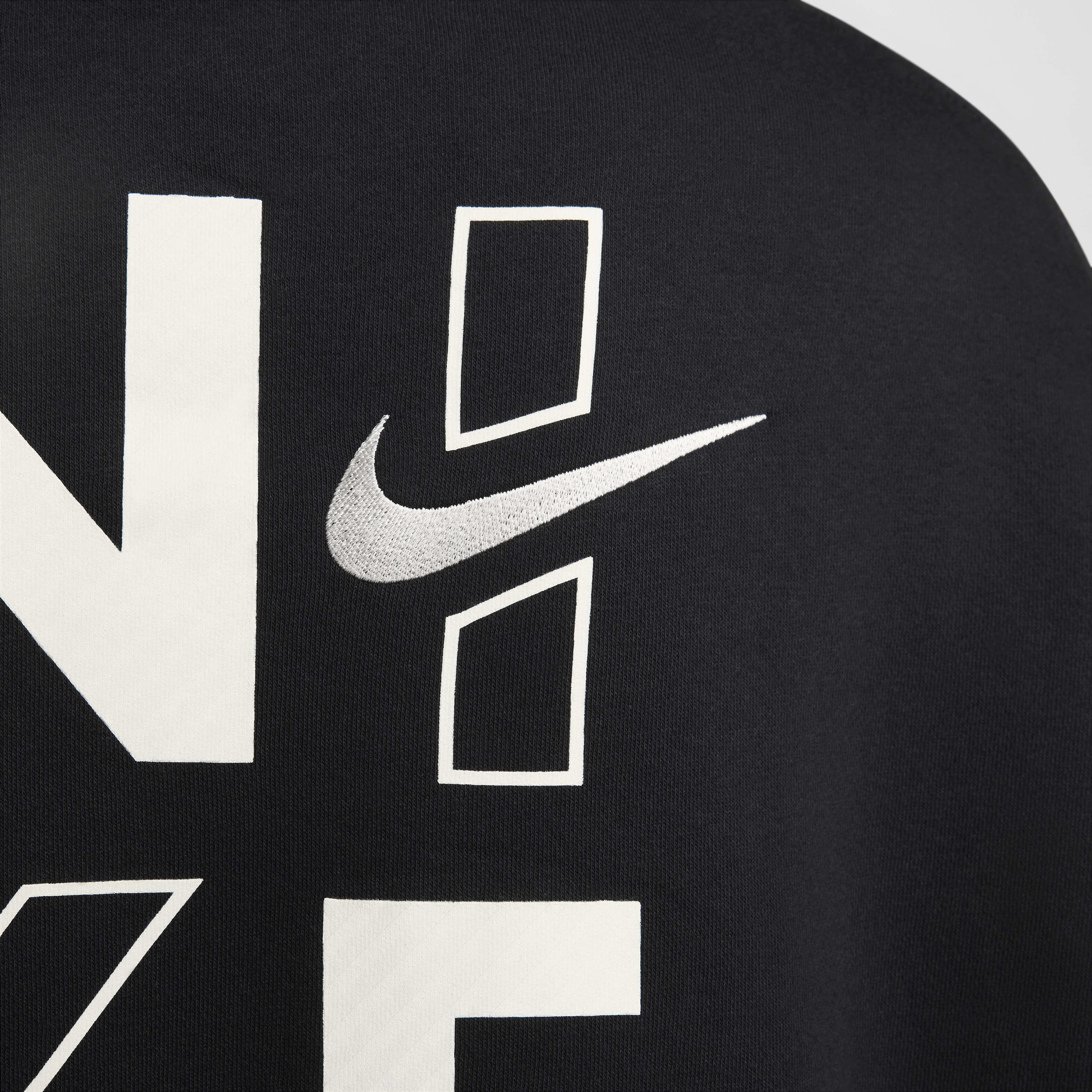 Buy Nike Sportswear Women s Oversized Fleece Crew Neck Sweatshirt Black Nike Saudi Official