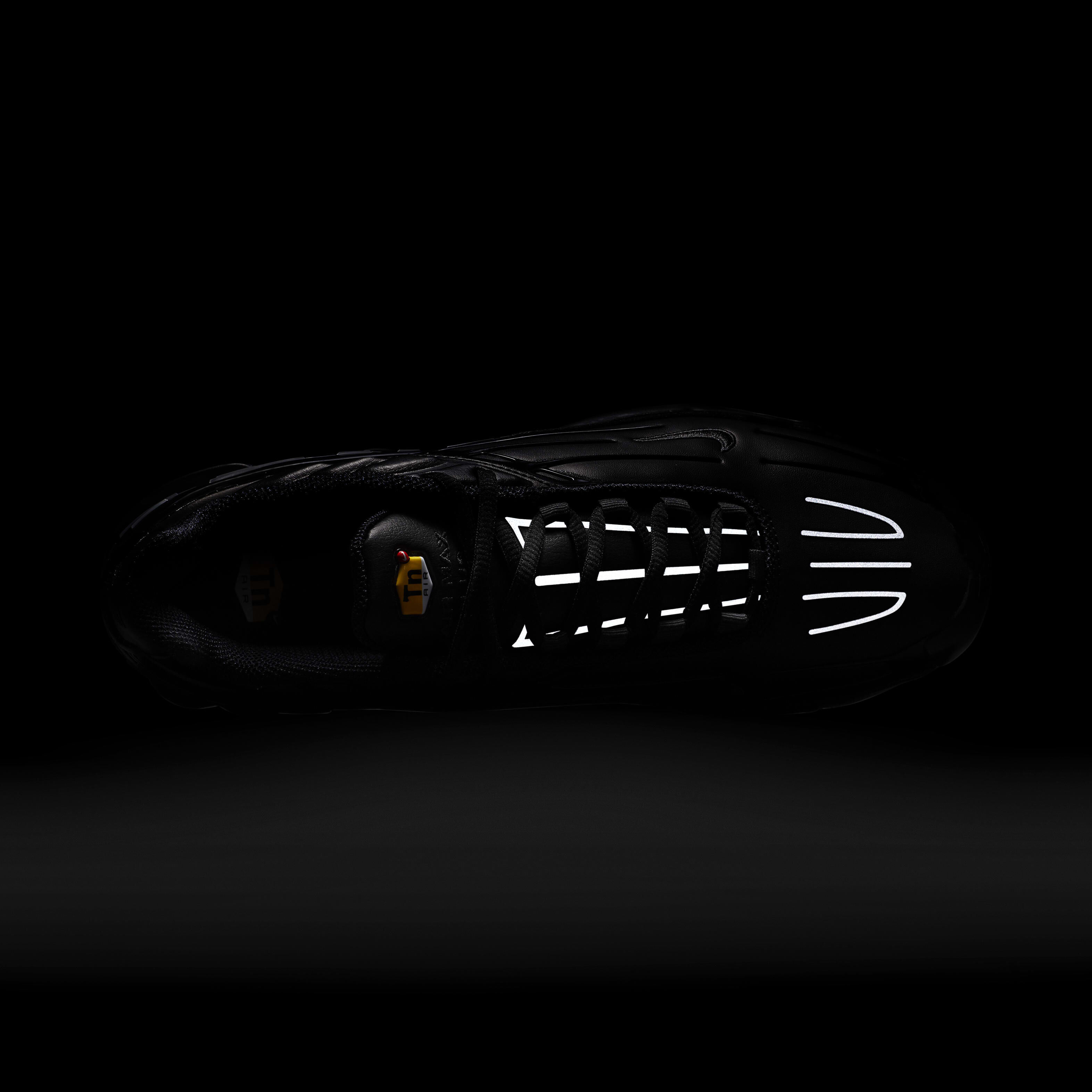 اير ماكس بلس 3 image number 8