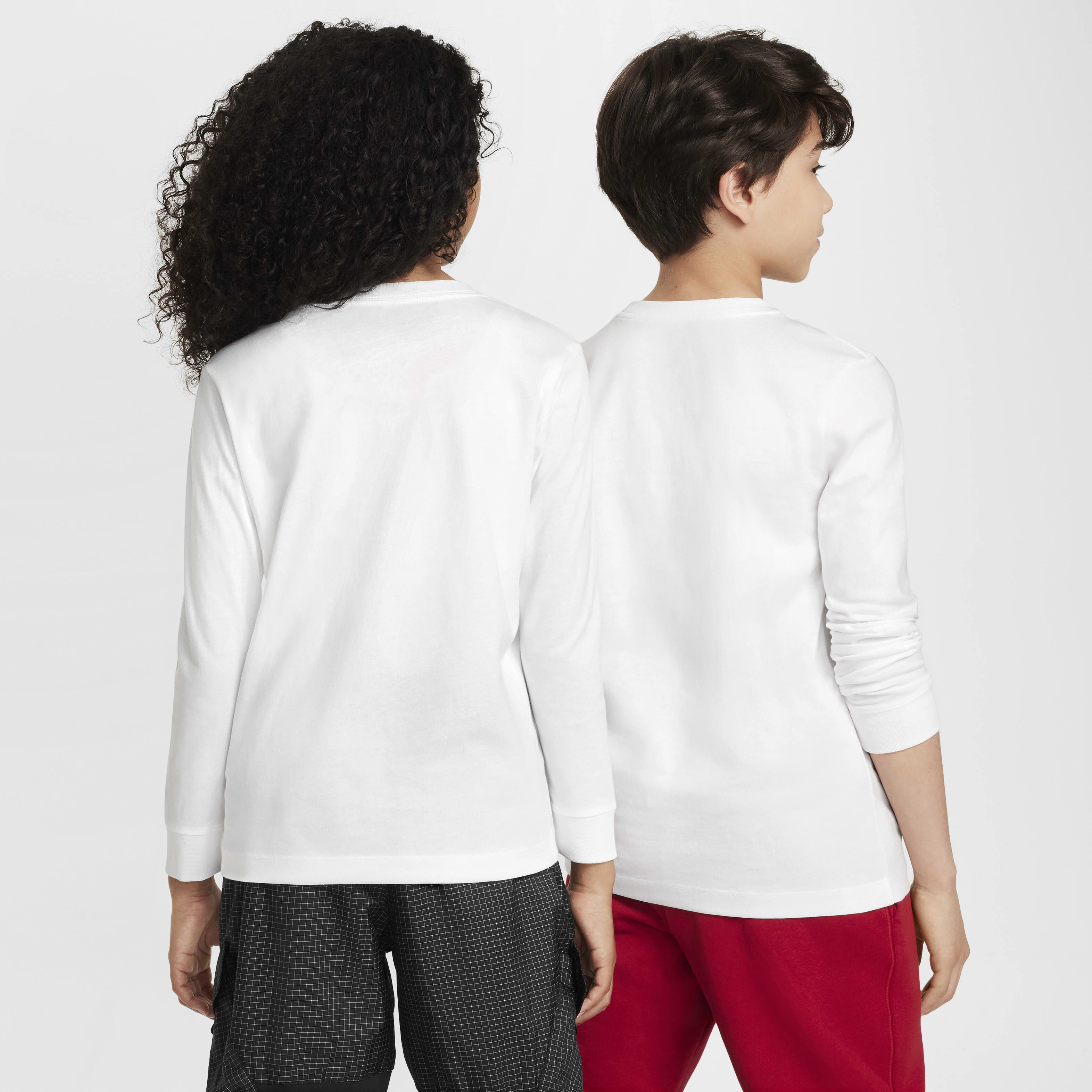 نايكي سبورتسوير image number 1