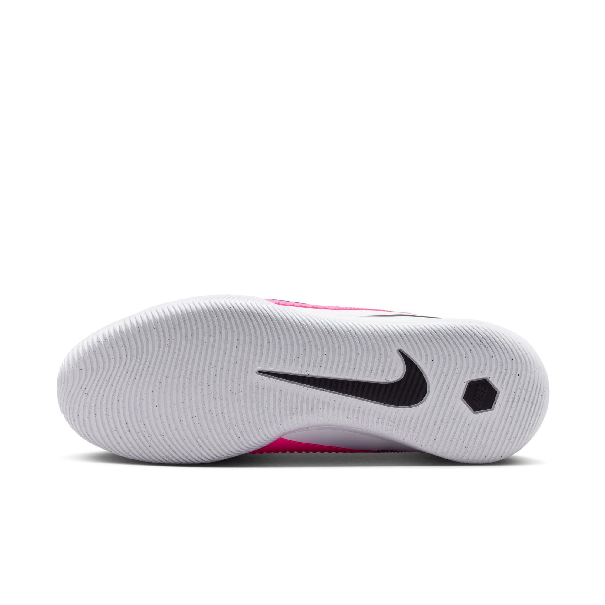 Nike Phantom 6 Low Academy image number 7