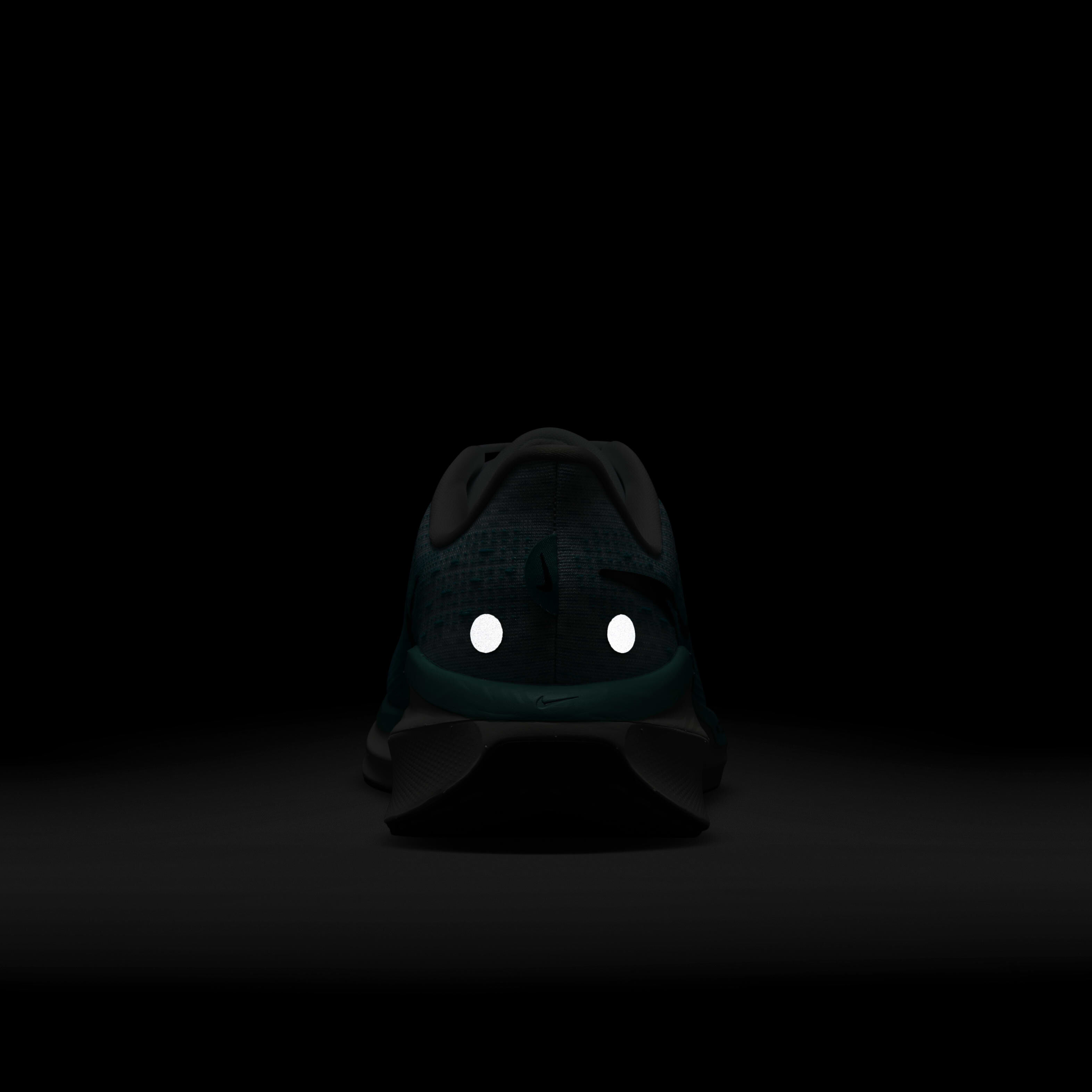 نايكي فوميرو 17 image number 9