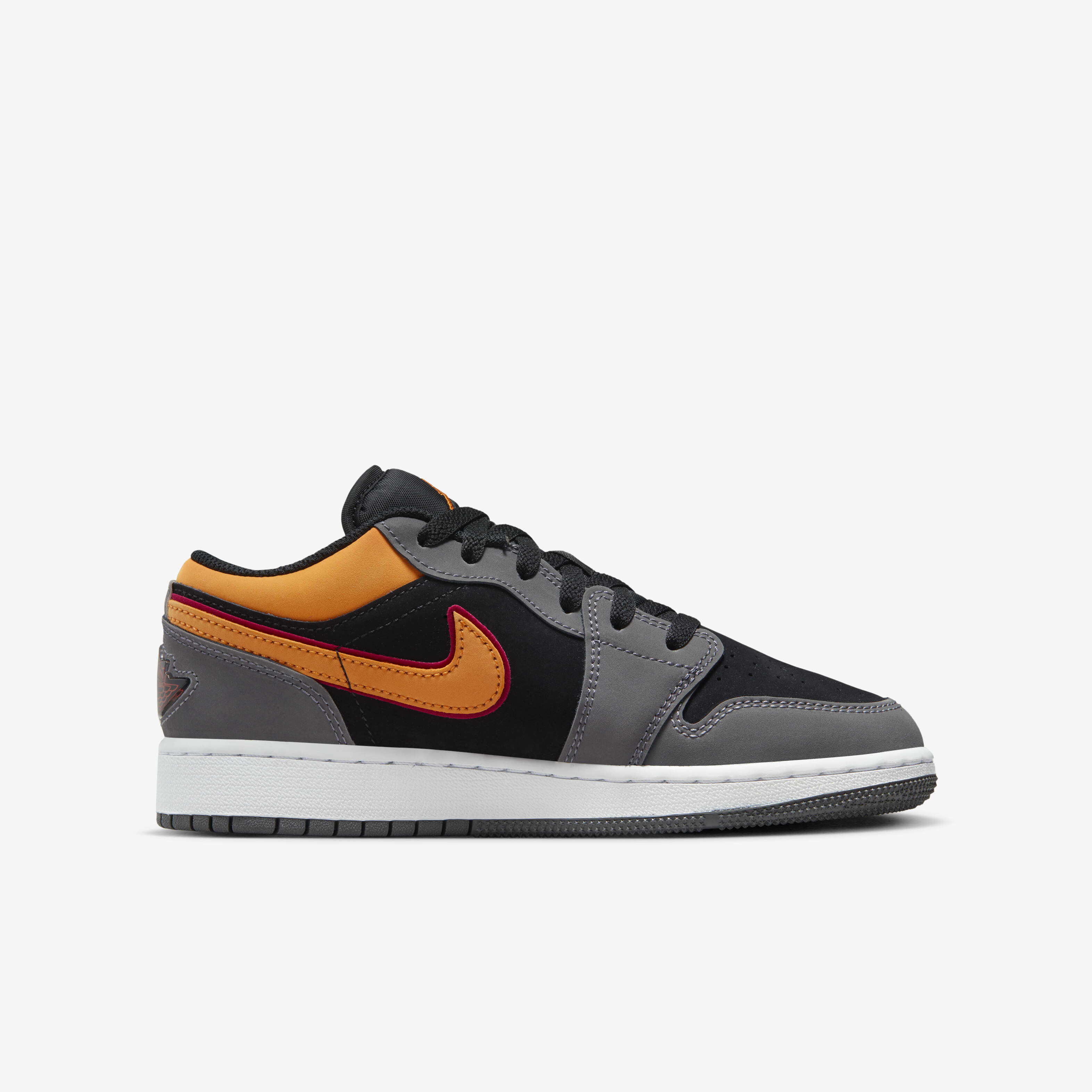 Air Jordan 1 Low SE image number 2
