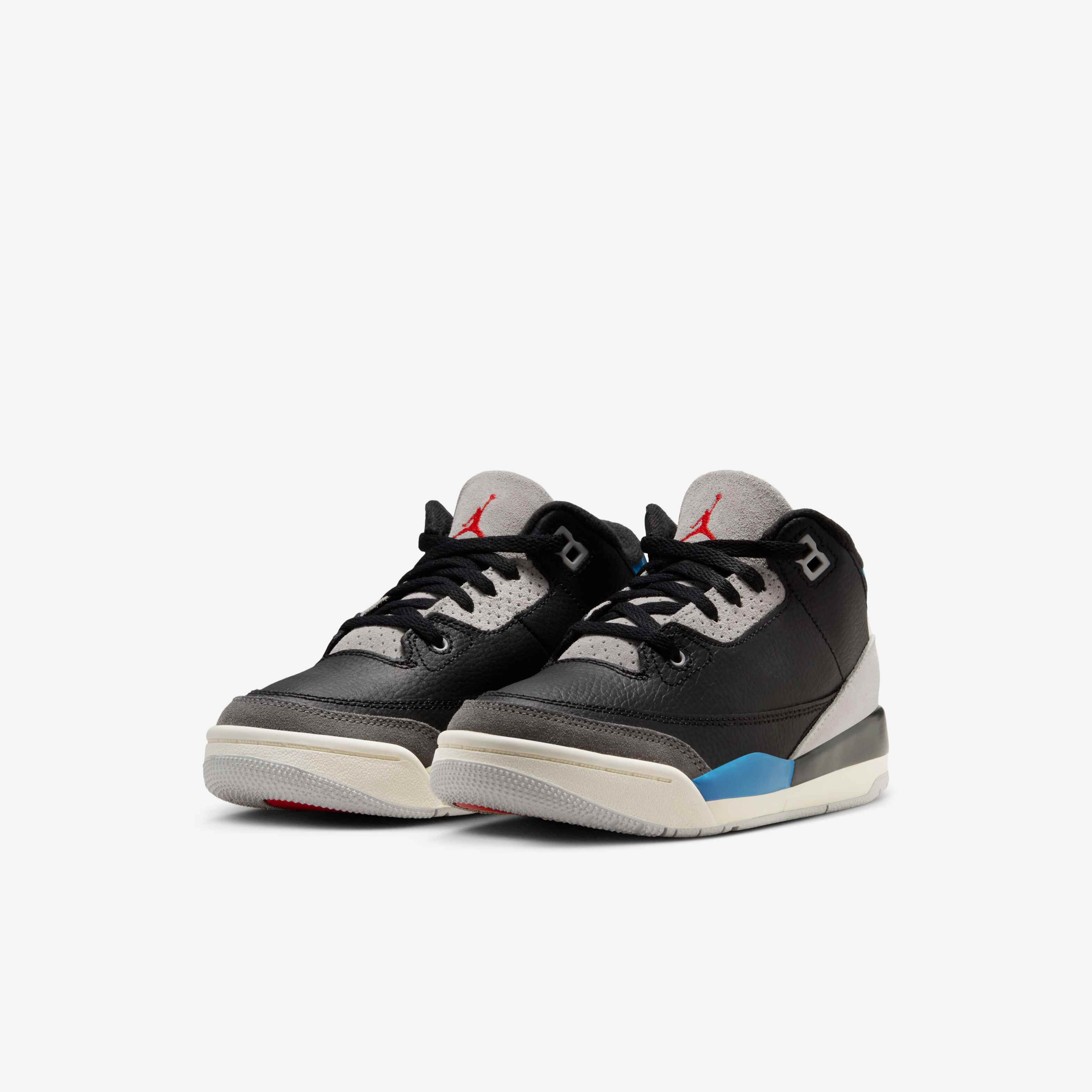 Jordan 3 Retro image number 4