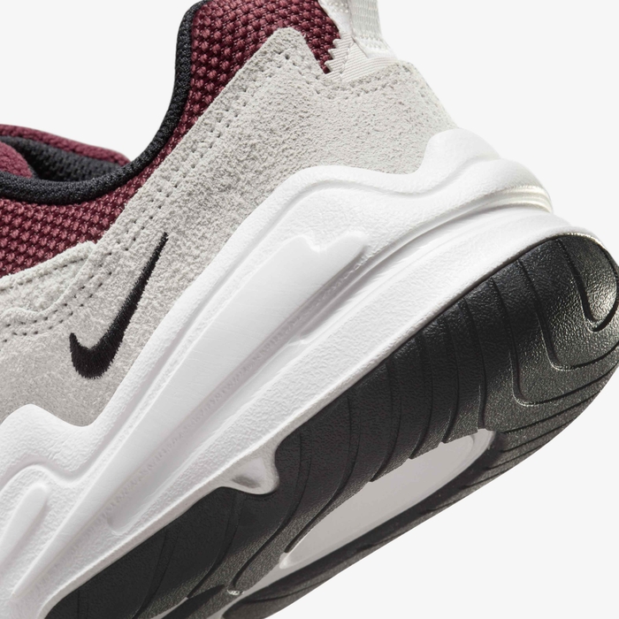 نايكي تيك هيرا image number 7 نايكي تيك هيرا image number 7