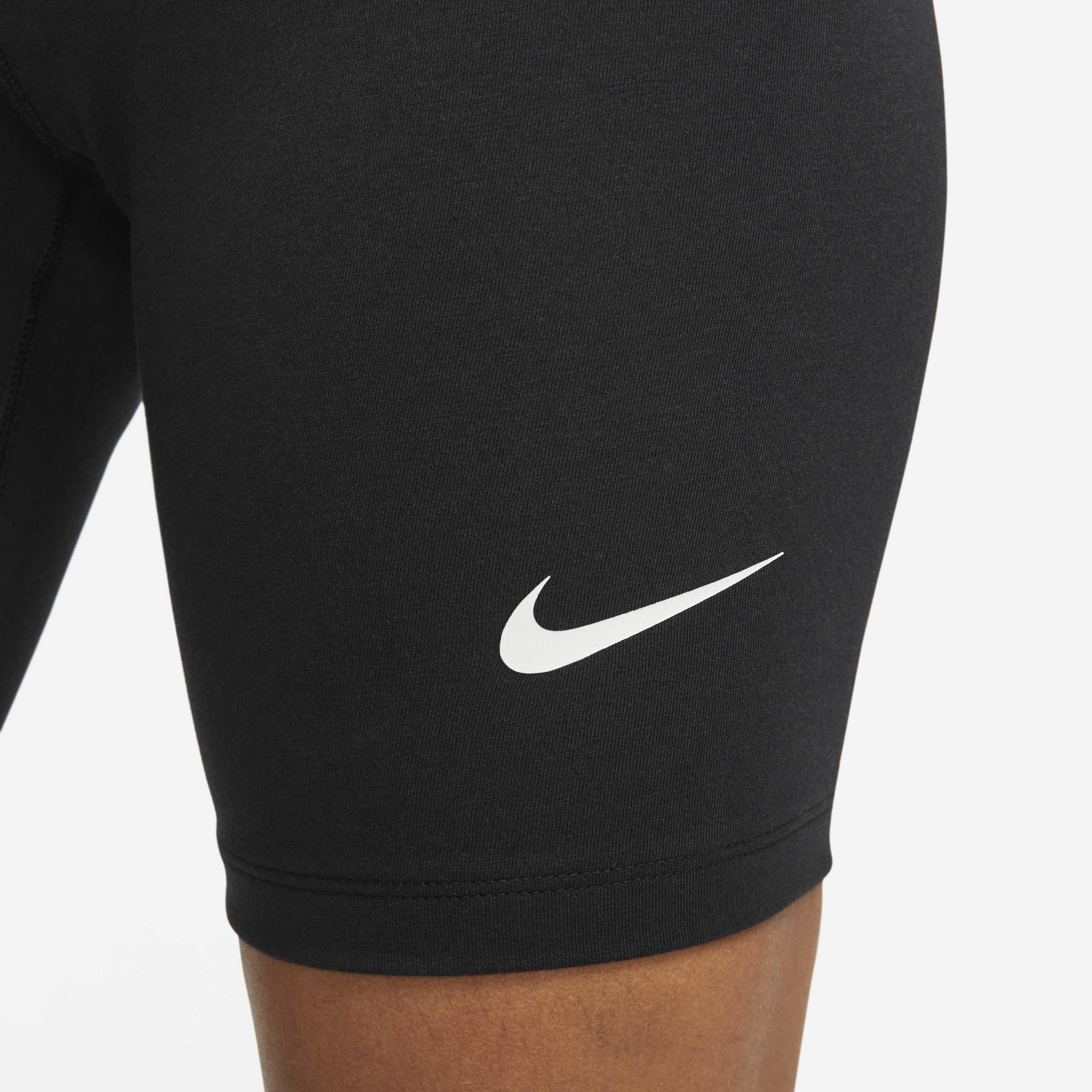 نايكي سبورتسوير كلاسيكس image number 4