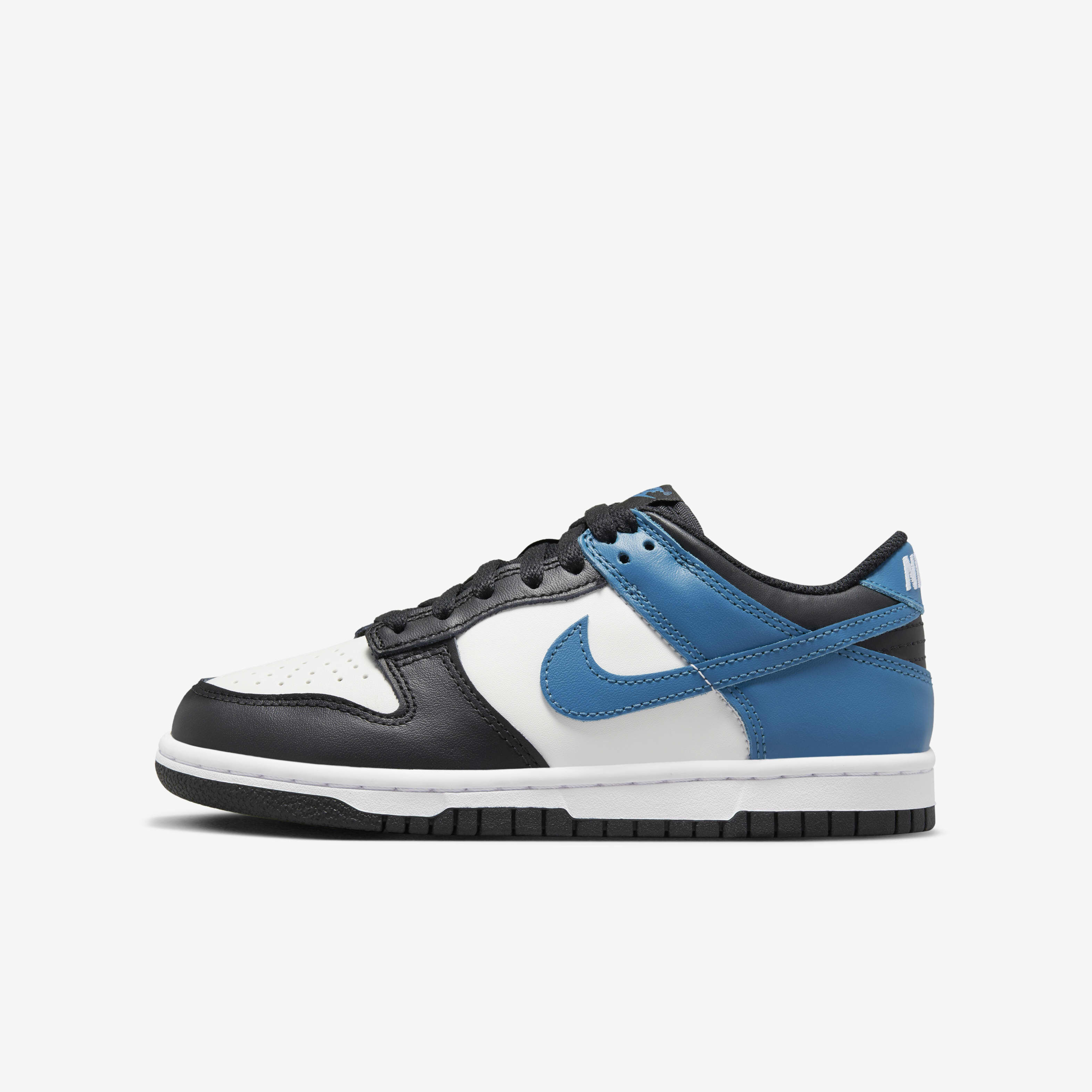 Nike Dunk Low image number 0