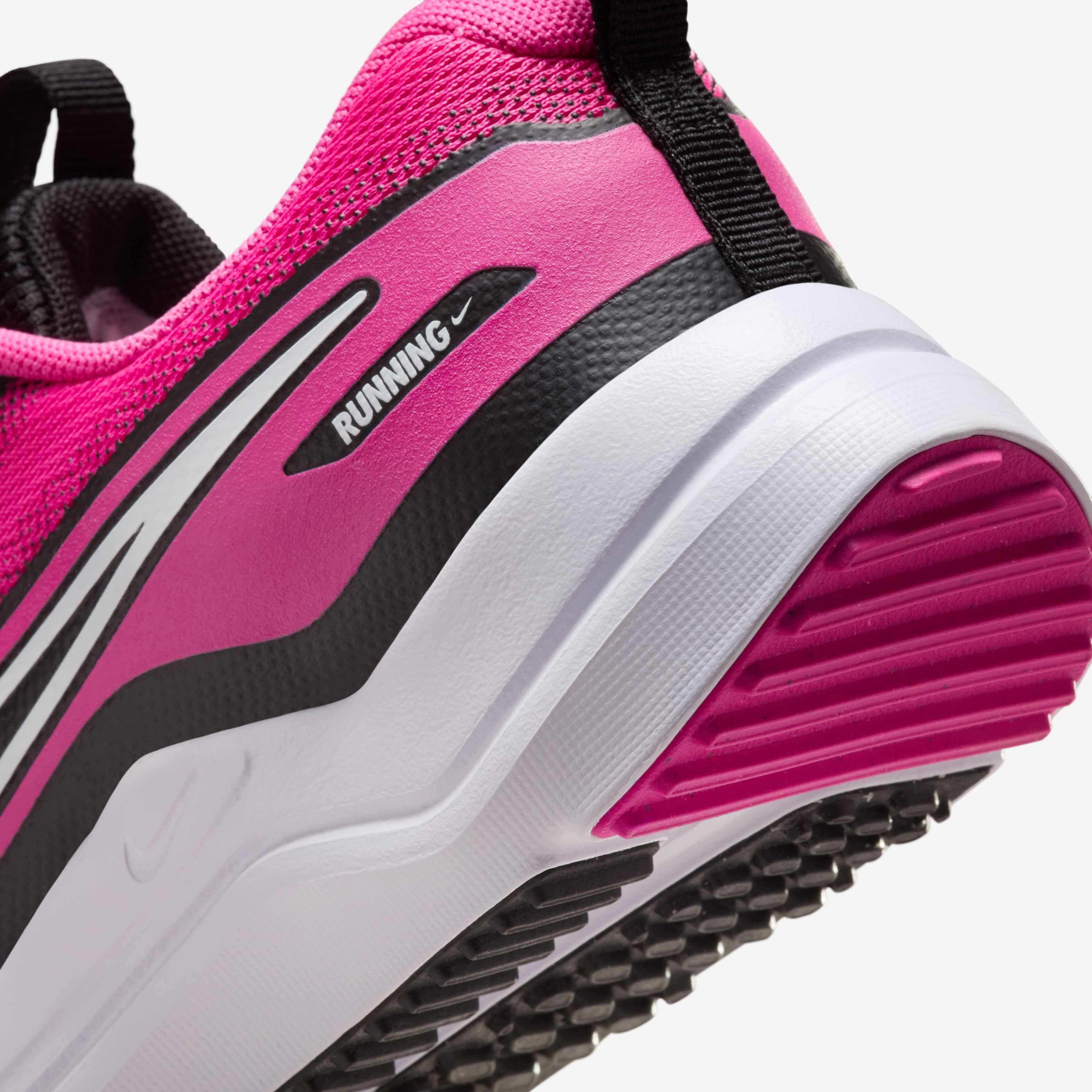 超人気高品質 Older Runner Cosmic Nike Buy Kids' Shoes Running Road 靴