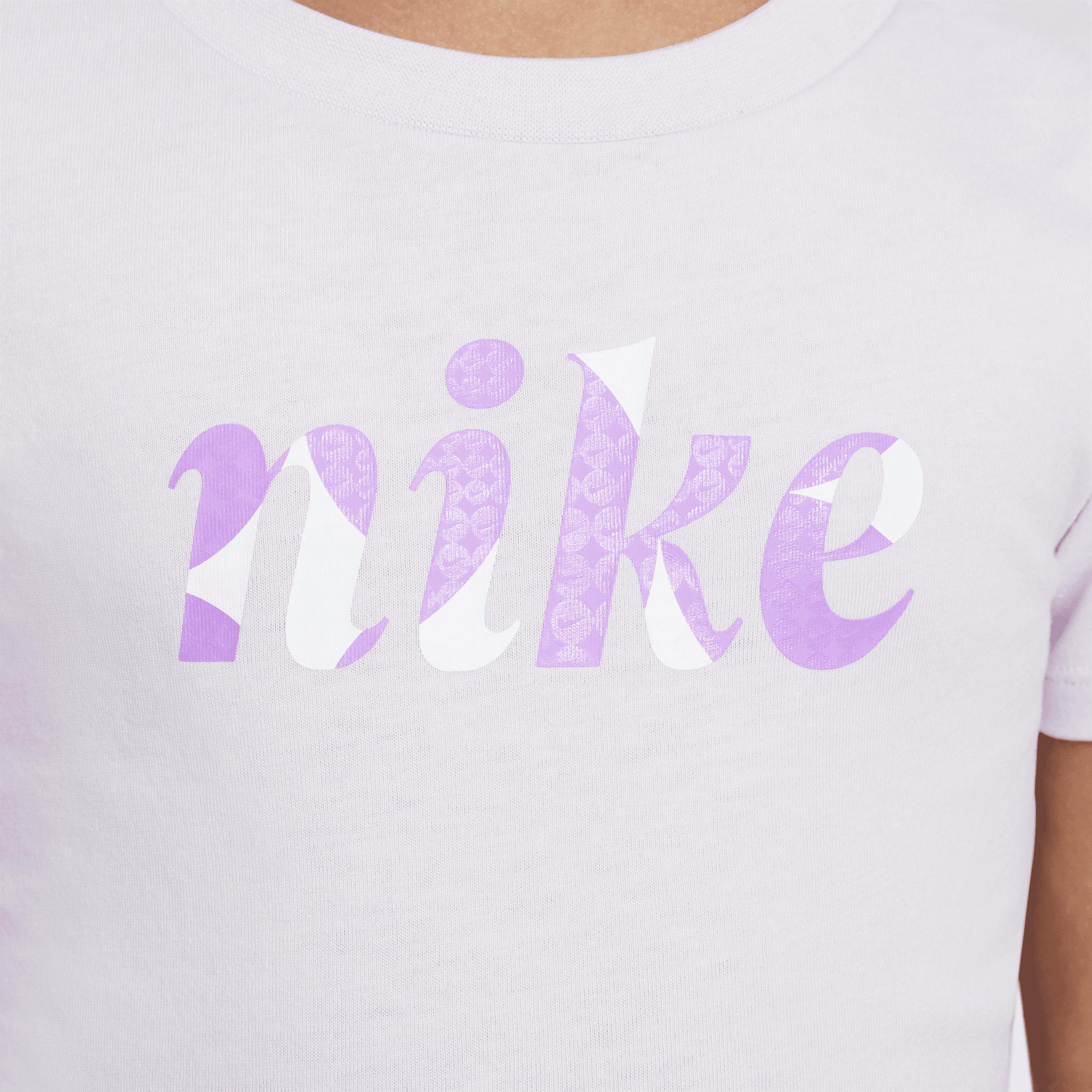 Nike Essentials image number 3