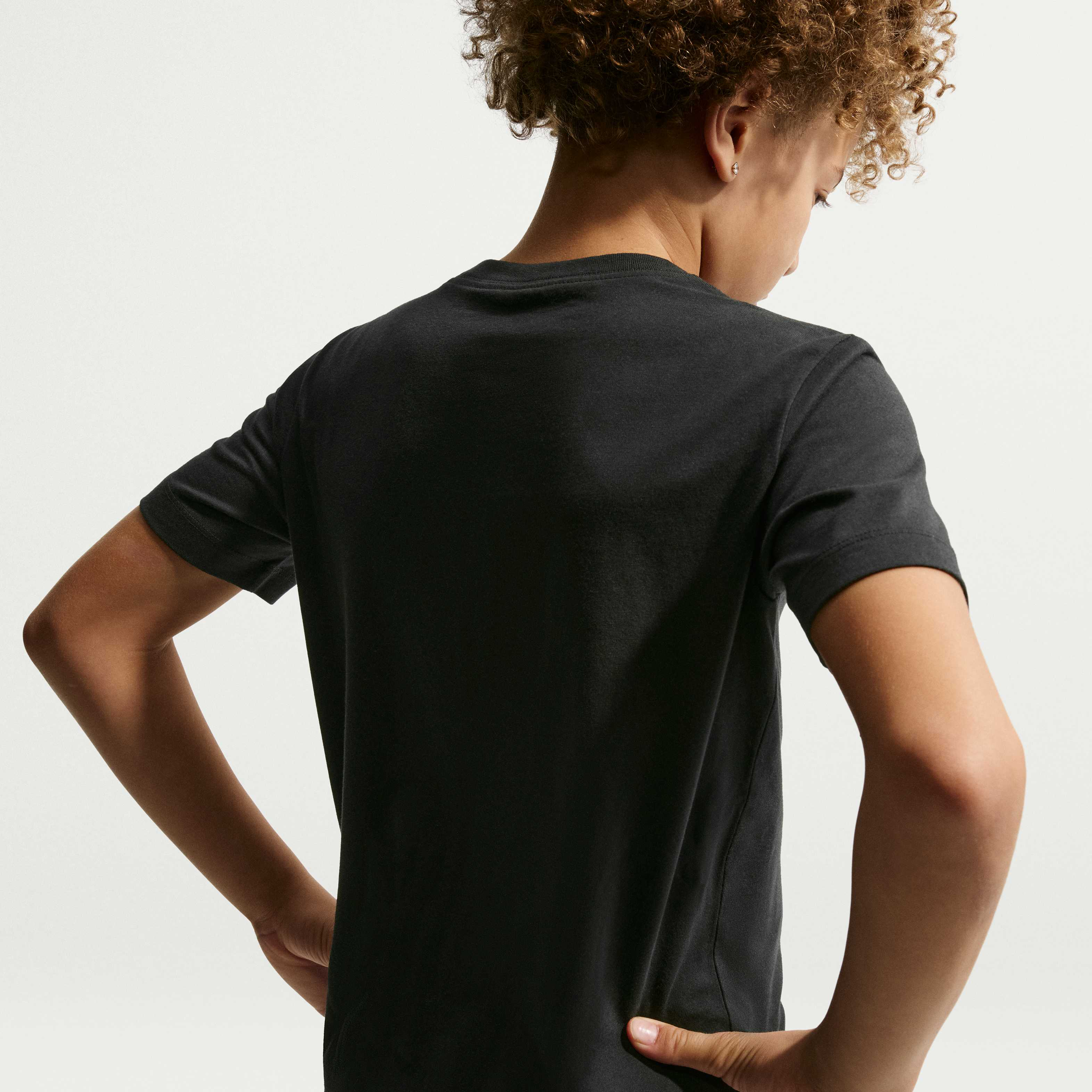 نايكي سبورتسوير image number 4