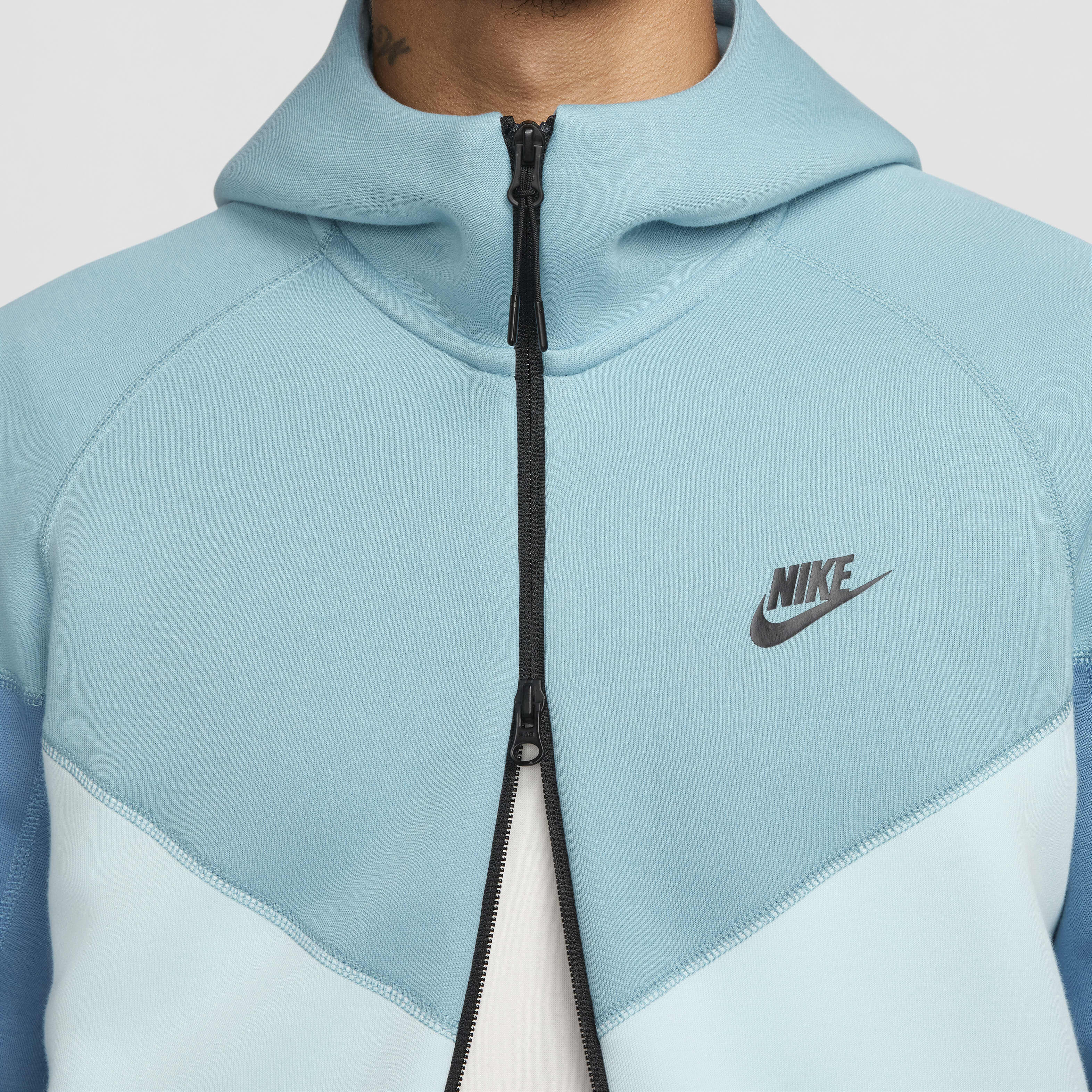 Nike tech fleece aegean storm best sale