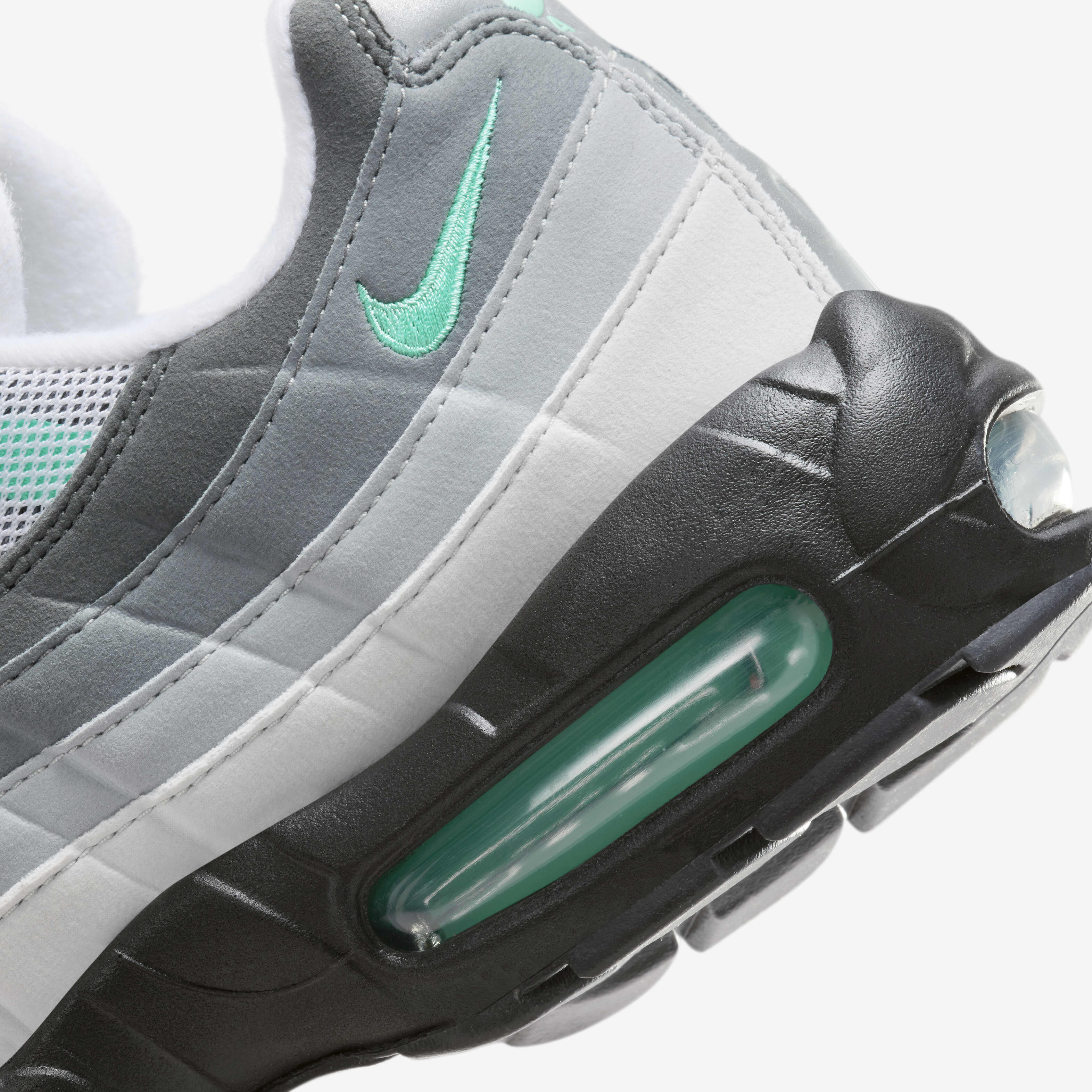Buy Nike Air Max 95 Men s Shoes Nike Saudi Official