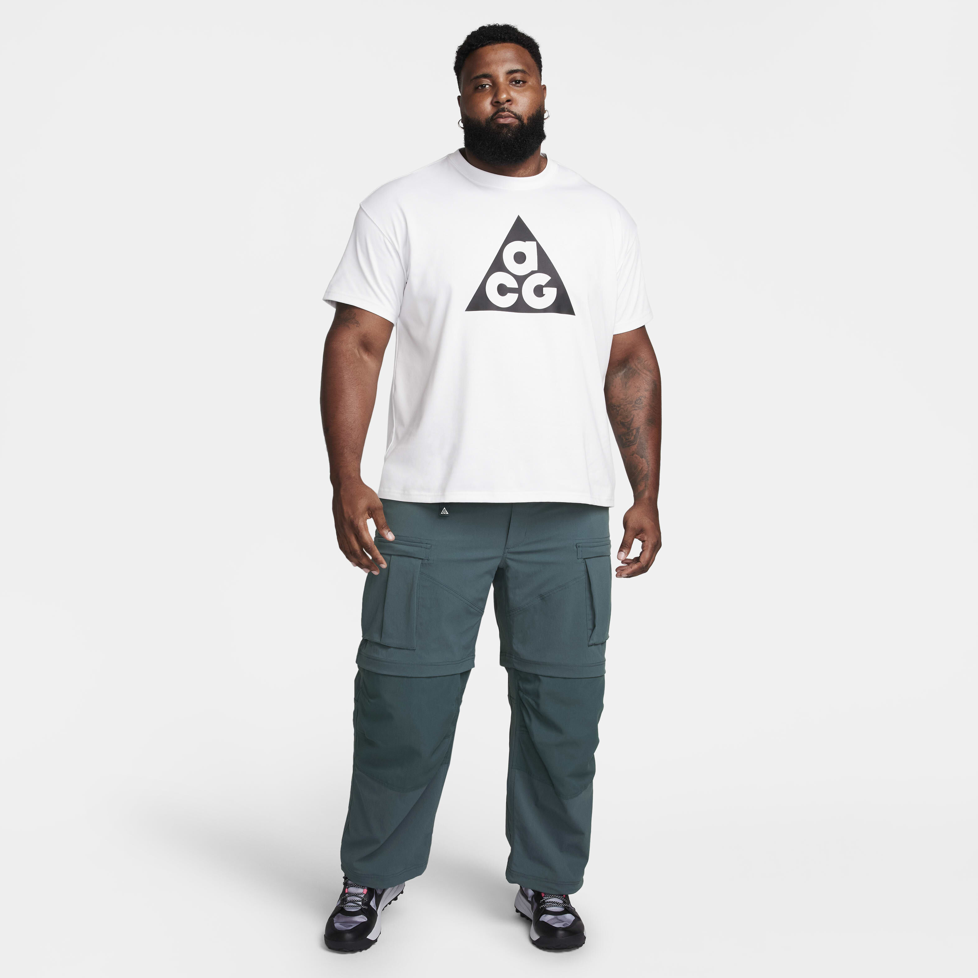 Buy Nike ACG Smith Summit Men s Cargo Trousers Nike Saudi Official