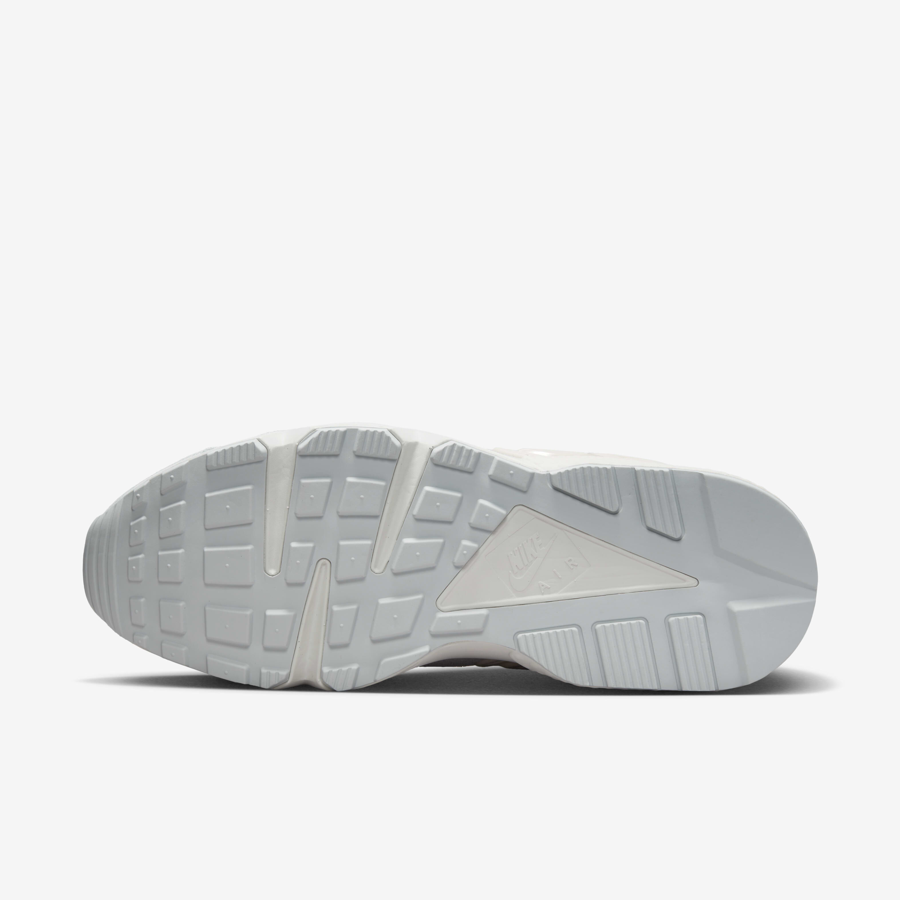 Buy Nike Air Huarache Runner Men s Shoes Nike Saudi Official