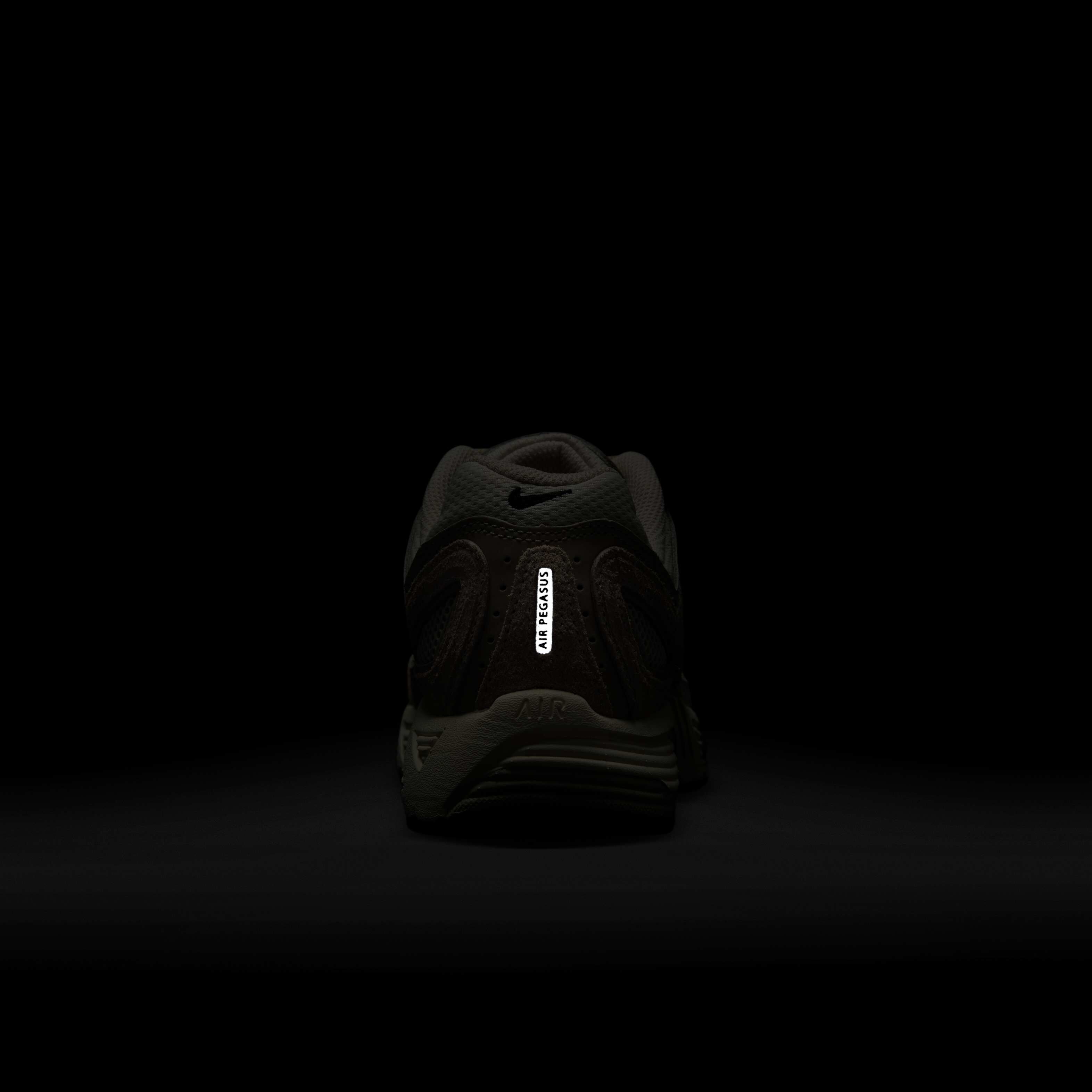 Nike Air Pegasus 2005 image number 9