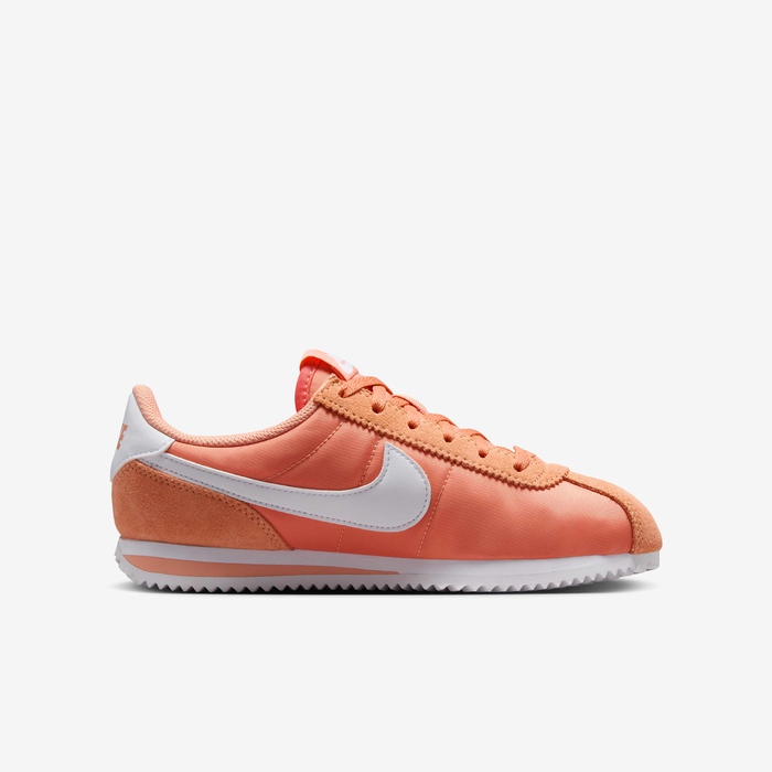 Nike Cortez Textile image number 2 Nike Cortez Textile image number 2