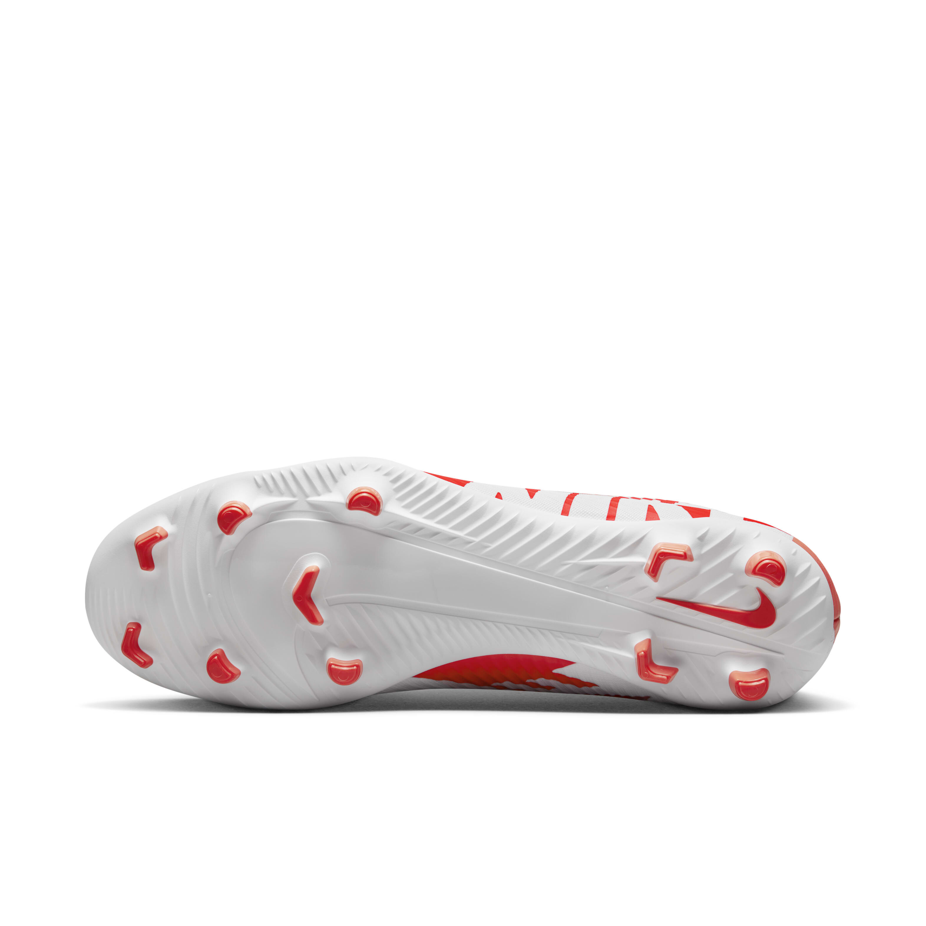 Nike Mercurial Vapor 15 Club image number 1