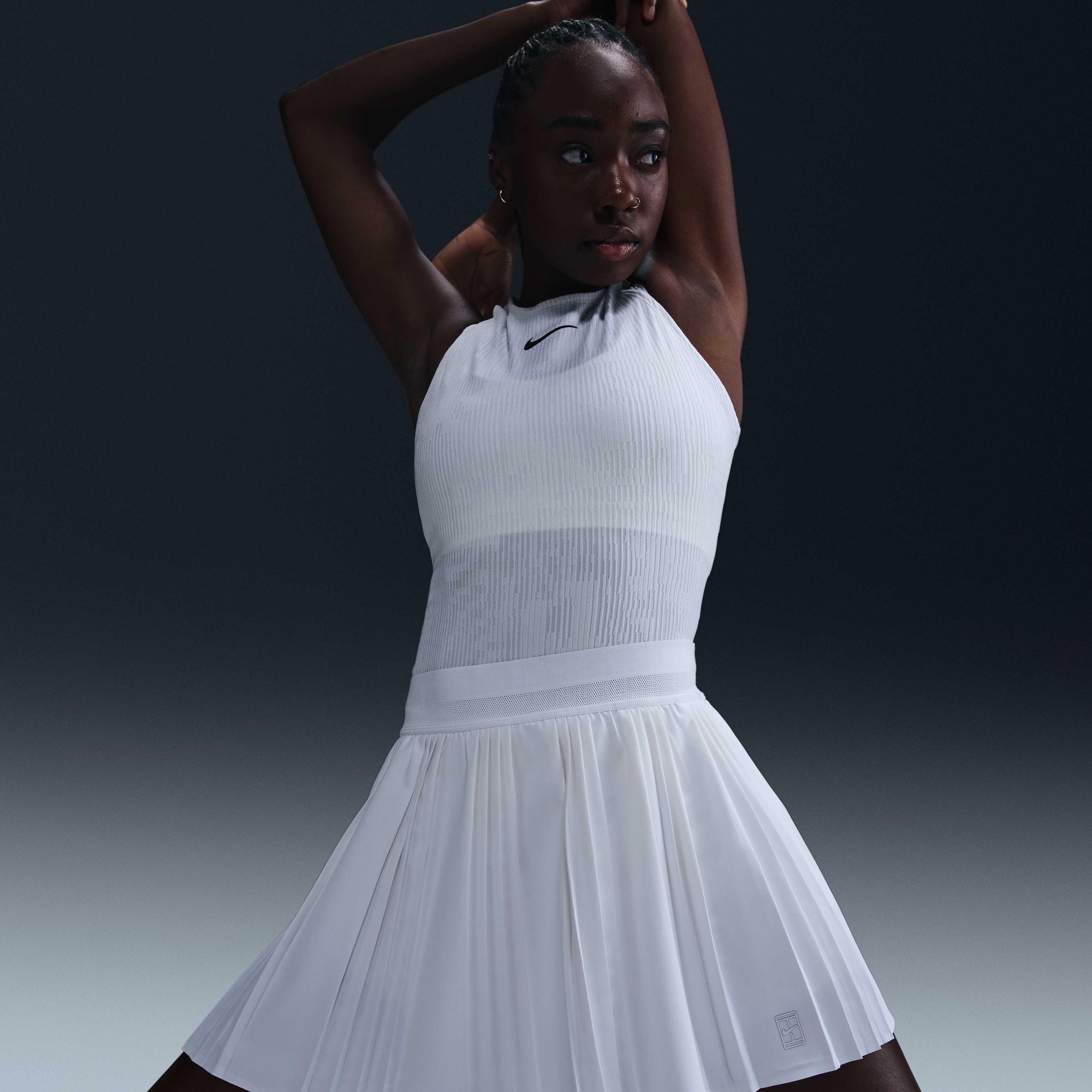 NikeCourt Advantage image number 4