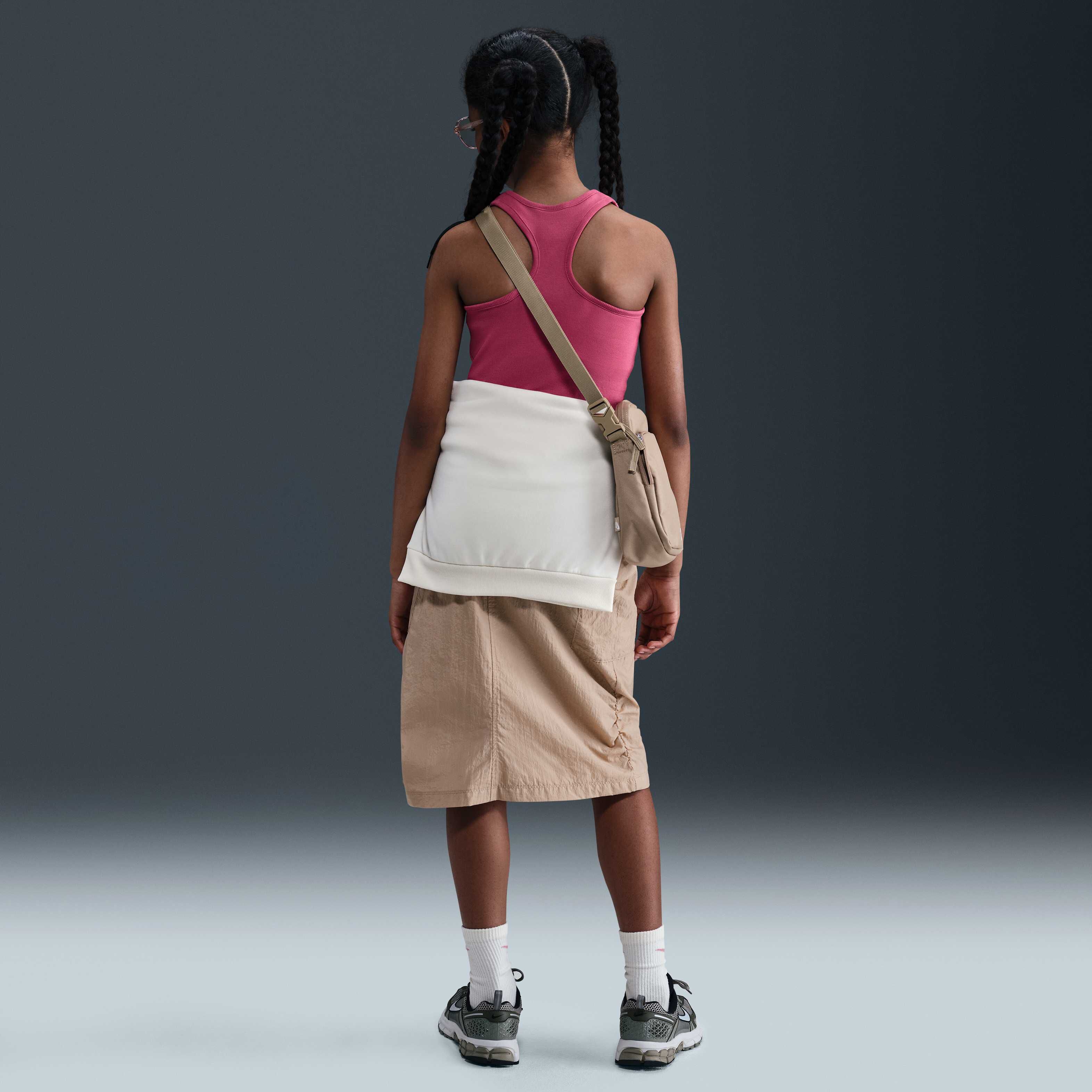 نايكي سبورتسوير image number 4