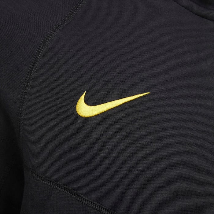Liverpool F.C. Tech Windrunner Third image number 3 Liverpool F.C. Tech Windrunner Third image number 3