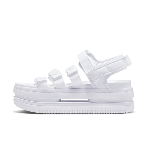 Nike sales buckle sandals