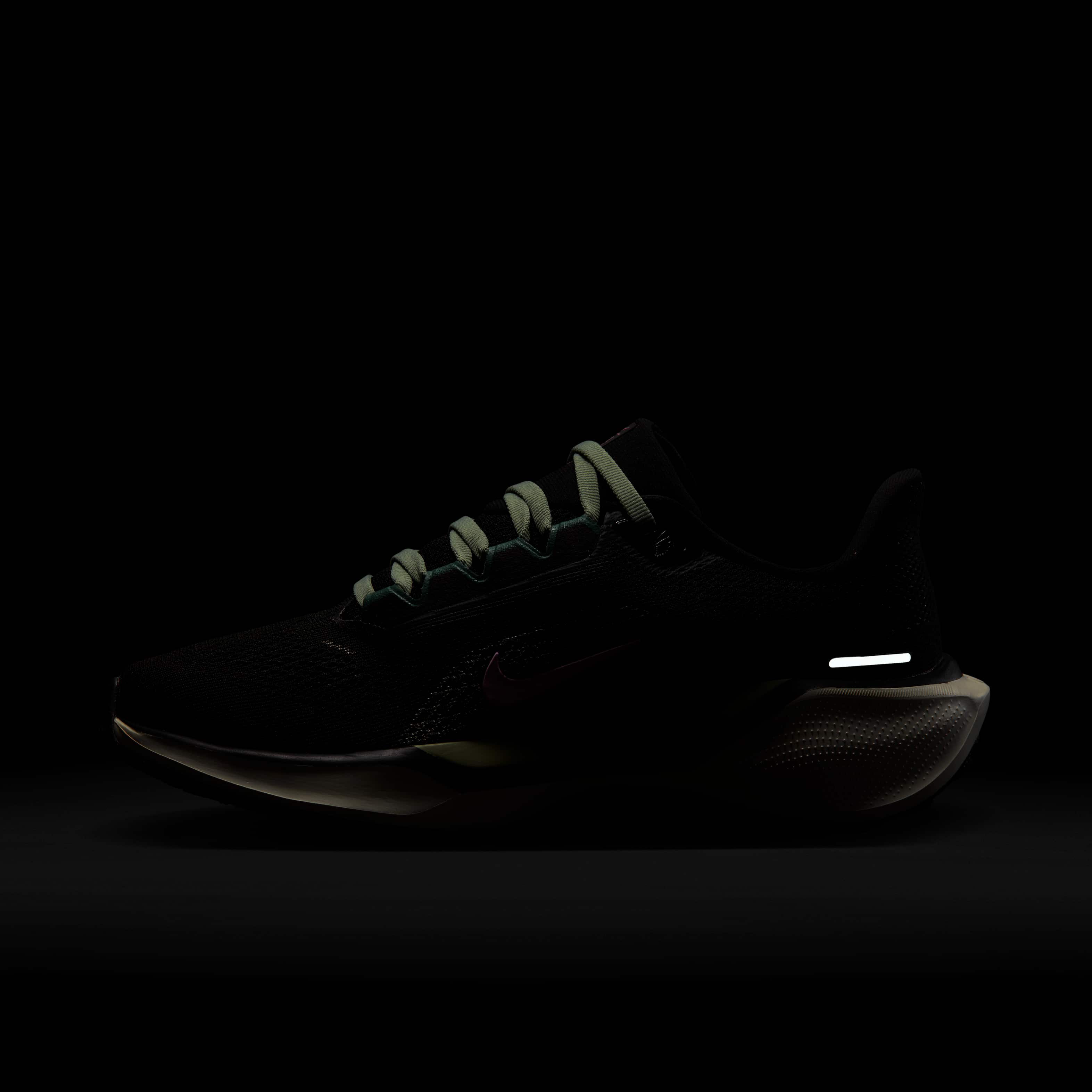 Nike Pegasus 41 image number 11