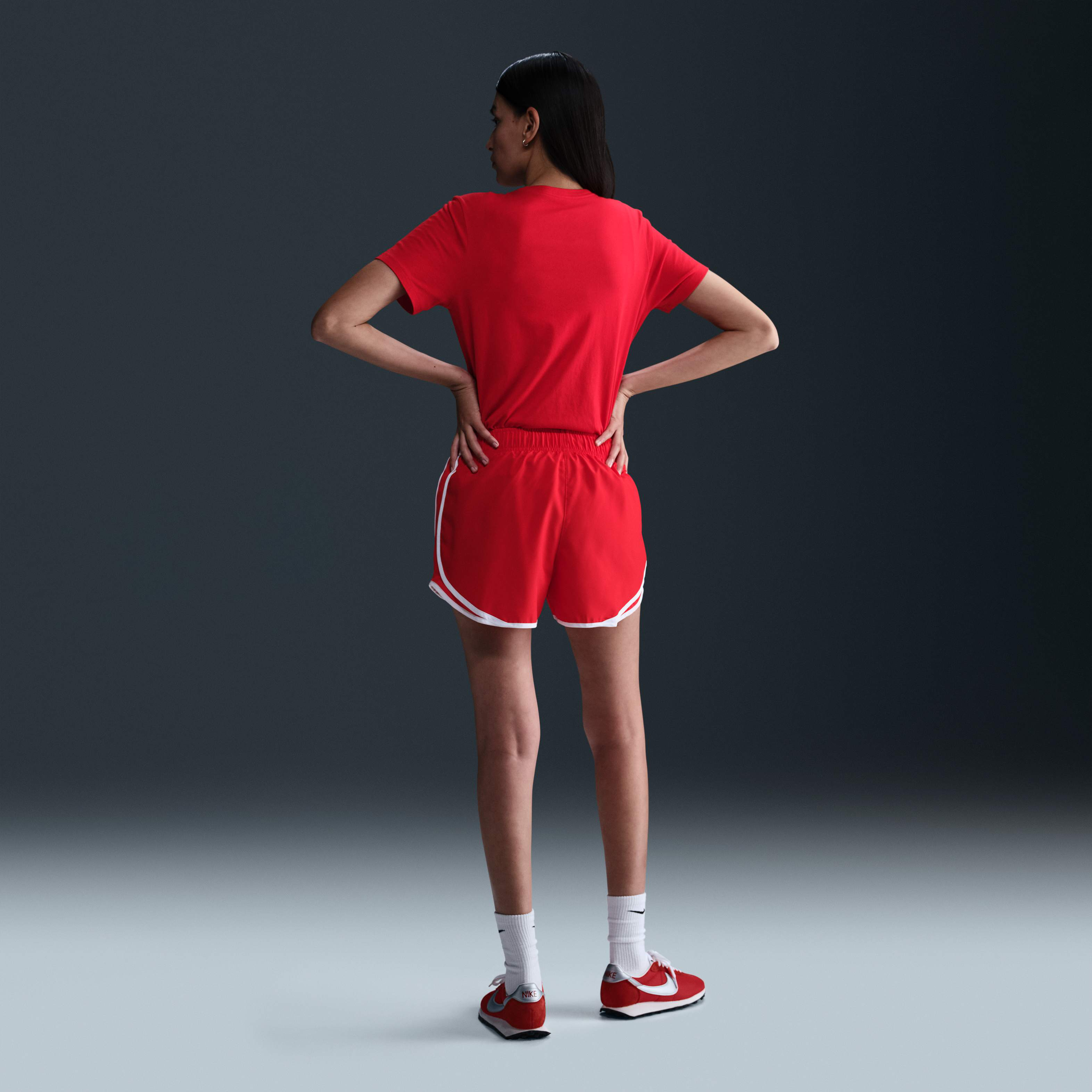 Nike Sportswear Club Essentials image number 4