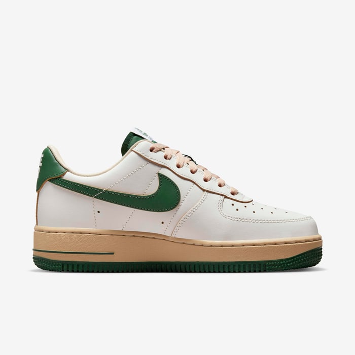 Nike Air Force 1 '07 LV8 image number 2 Nike Air Force 1 '07 LV8 image number 2