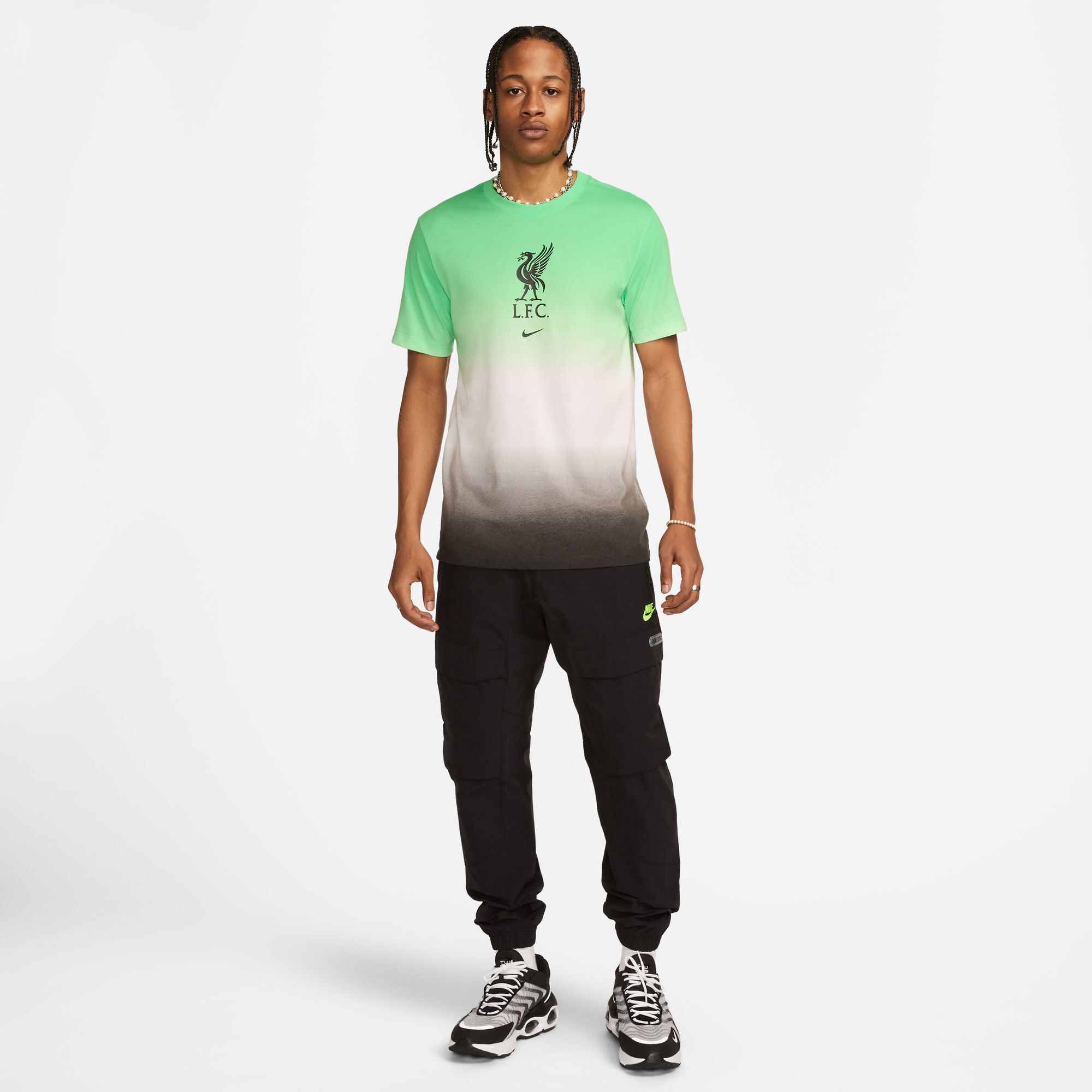 Liverpool FC Crest image number 3