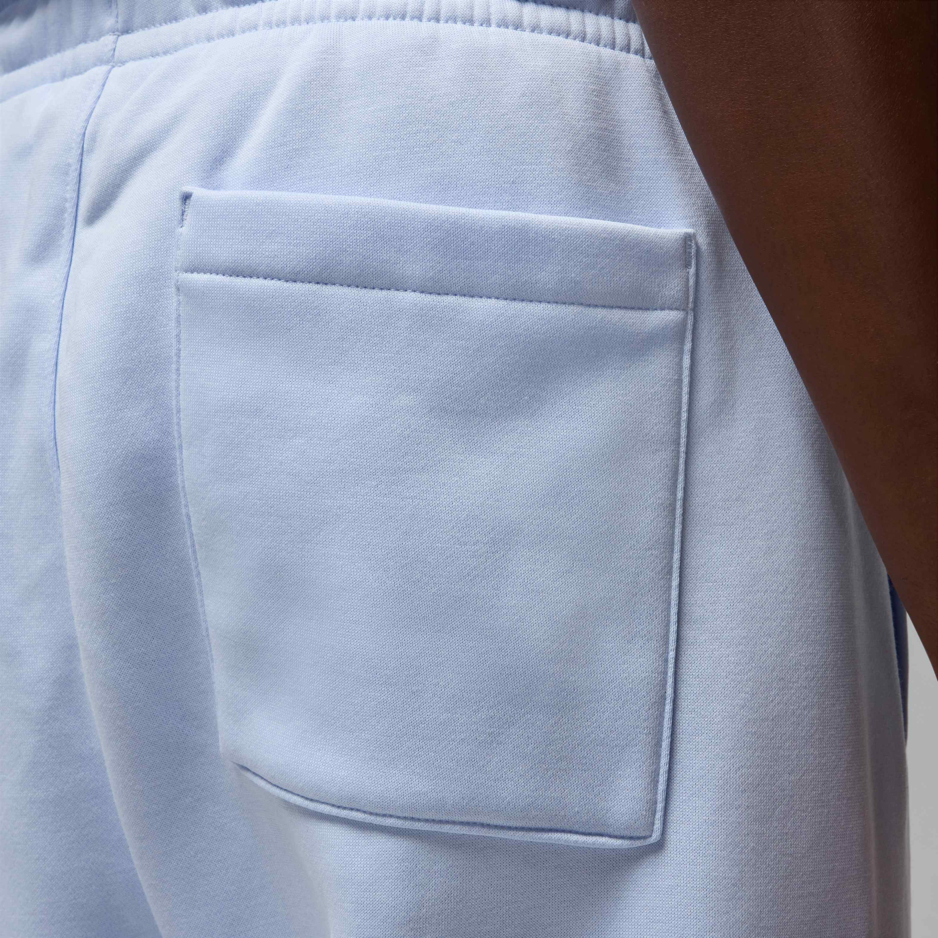 Jordan Essentials image number 3