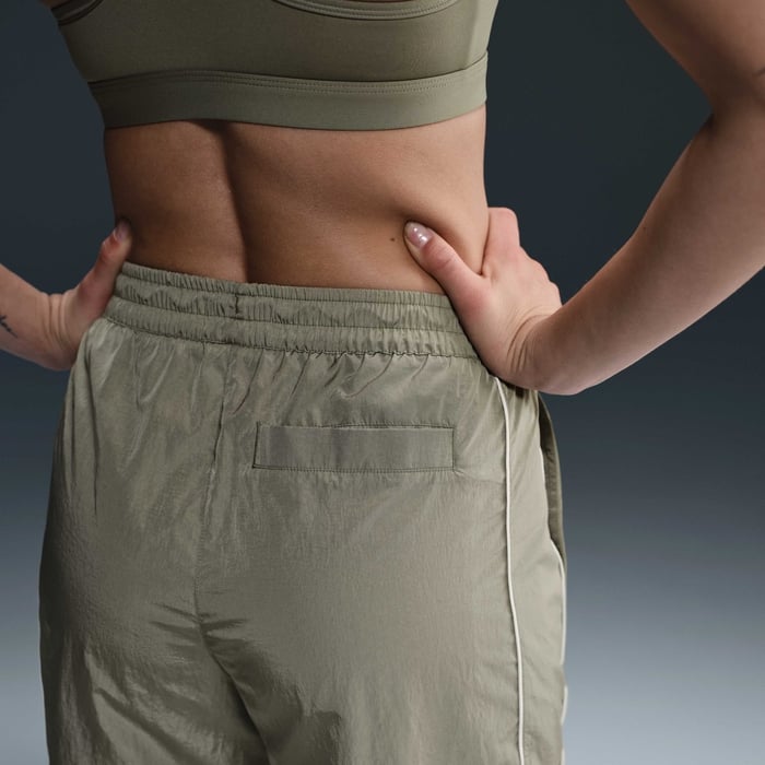 Nike Windrunner image number 2 Nike Windrunner image number 2