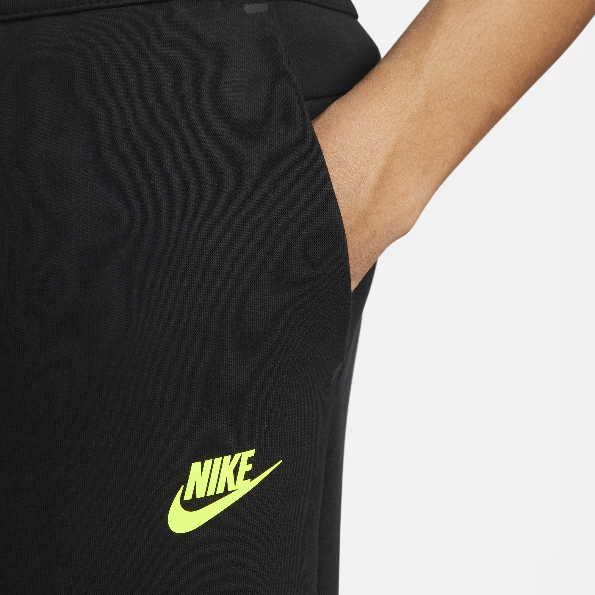 Nike volt joggers clearance