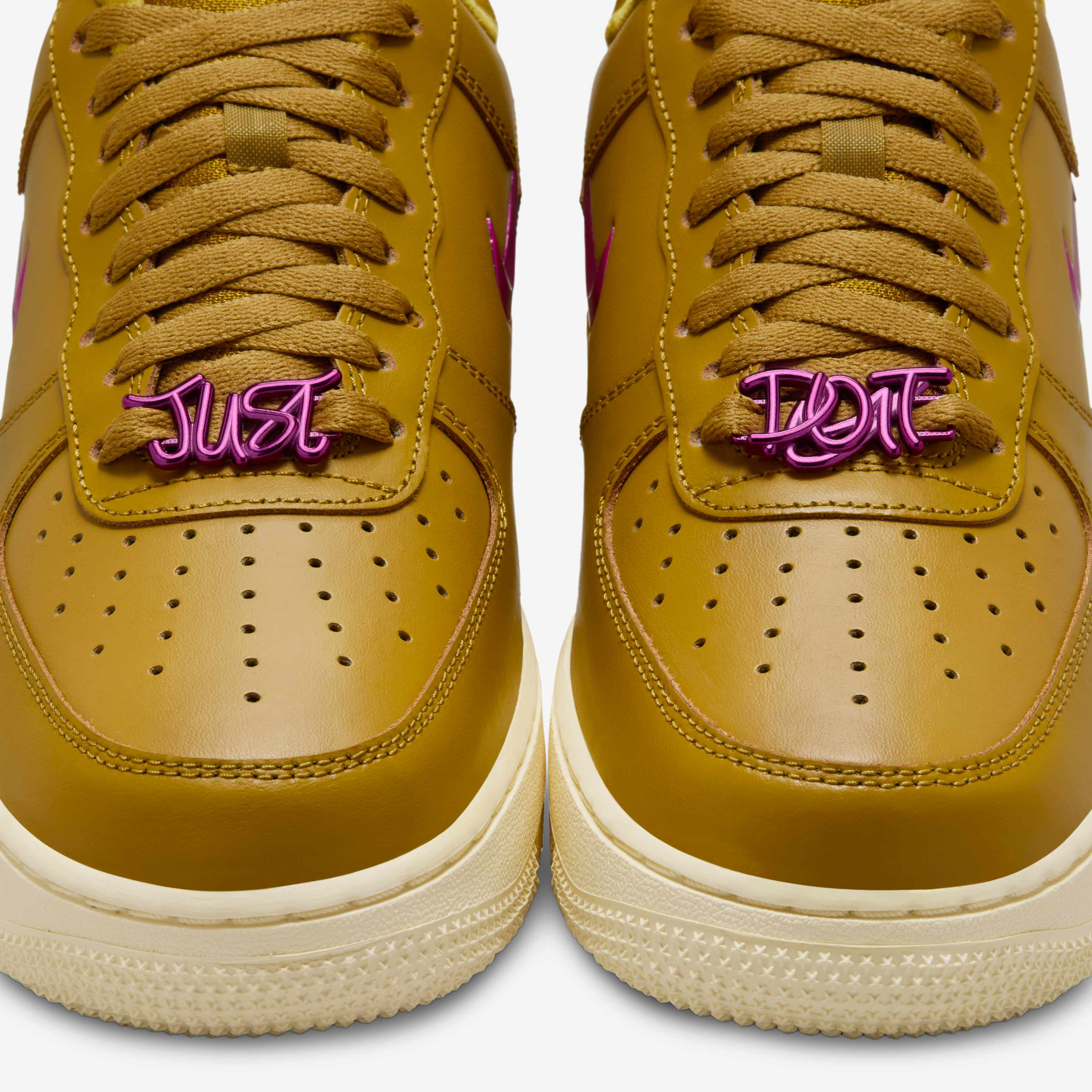 Nike Air Force 1 '07 image number 9