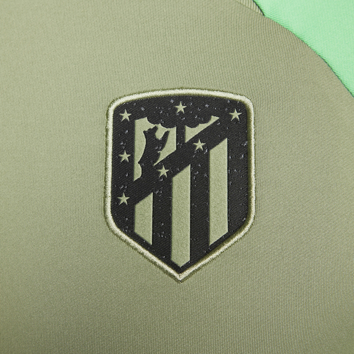 Atlético de Madrid Strike image number 4 Atlético de Madrid Strike image number 4