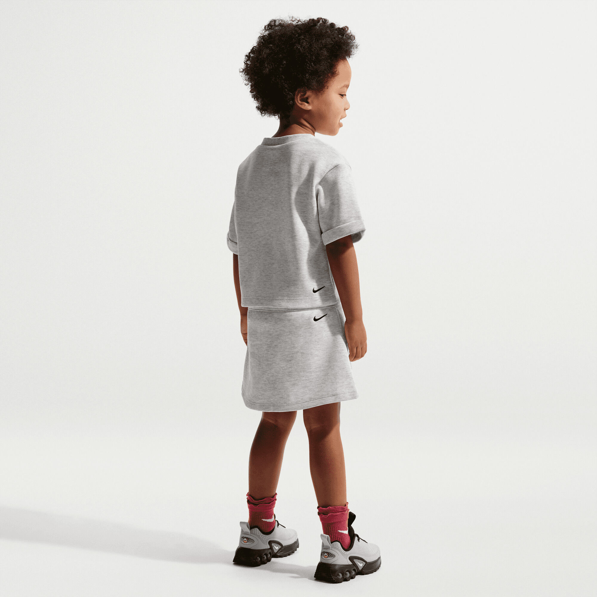 نايكي image number 1