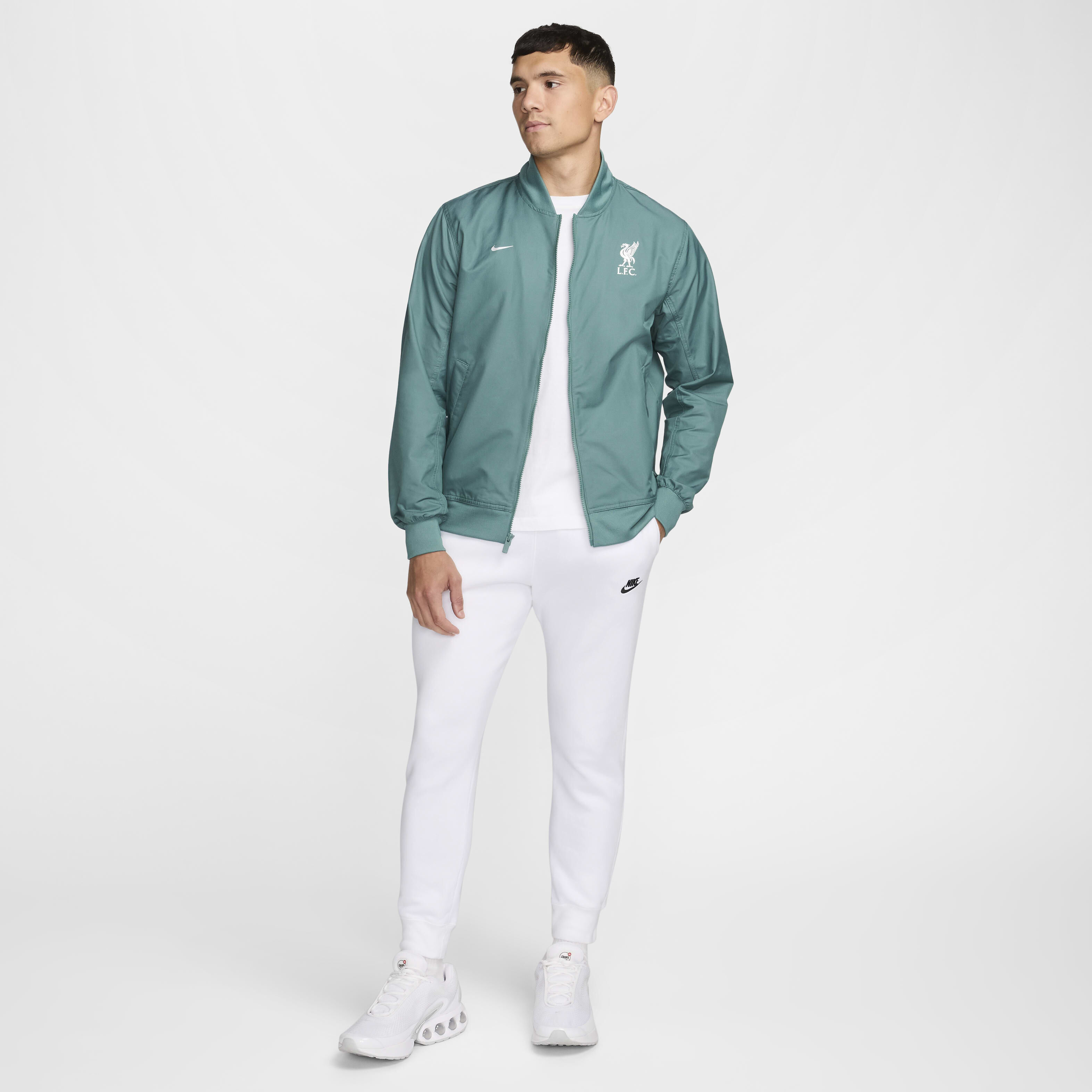 ليفربول سبورت ايسنشالز image number 6