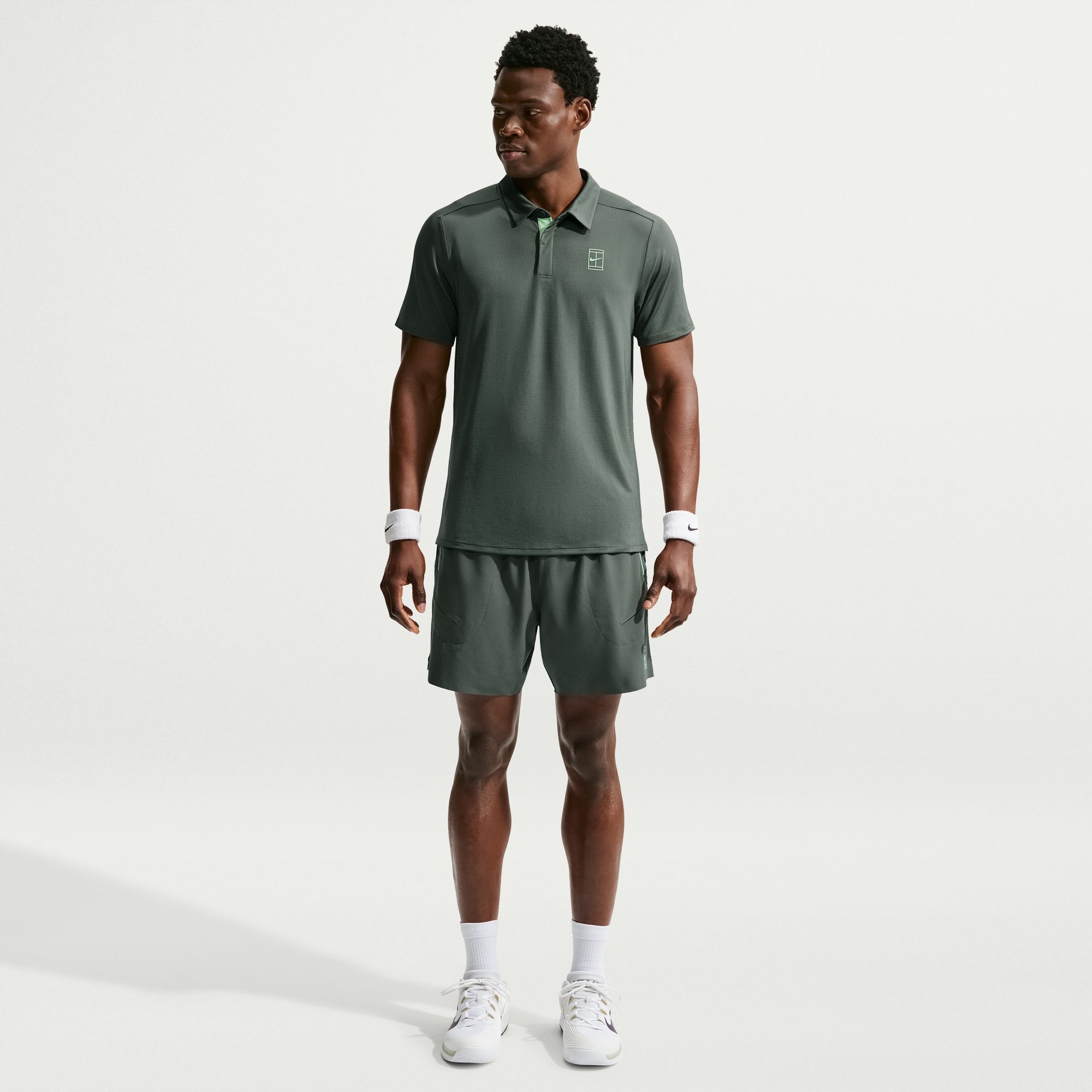 NikeCourt Advantage image number 0