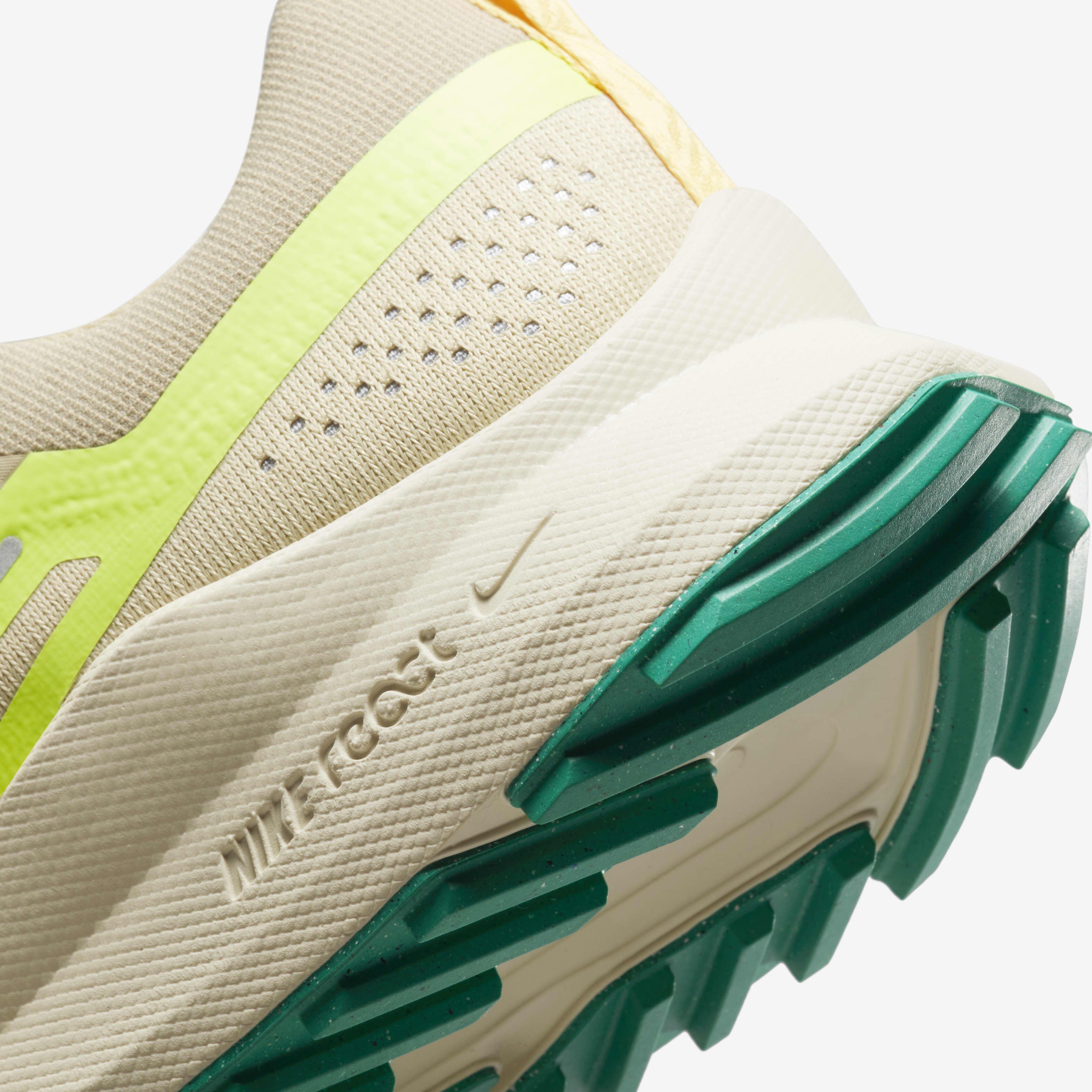 Buy Nike Pegasus Trail 4 Men's Trail-Running Shoes - Team Gold