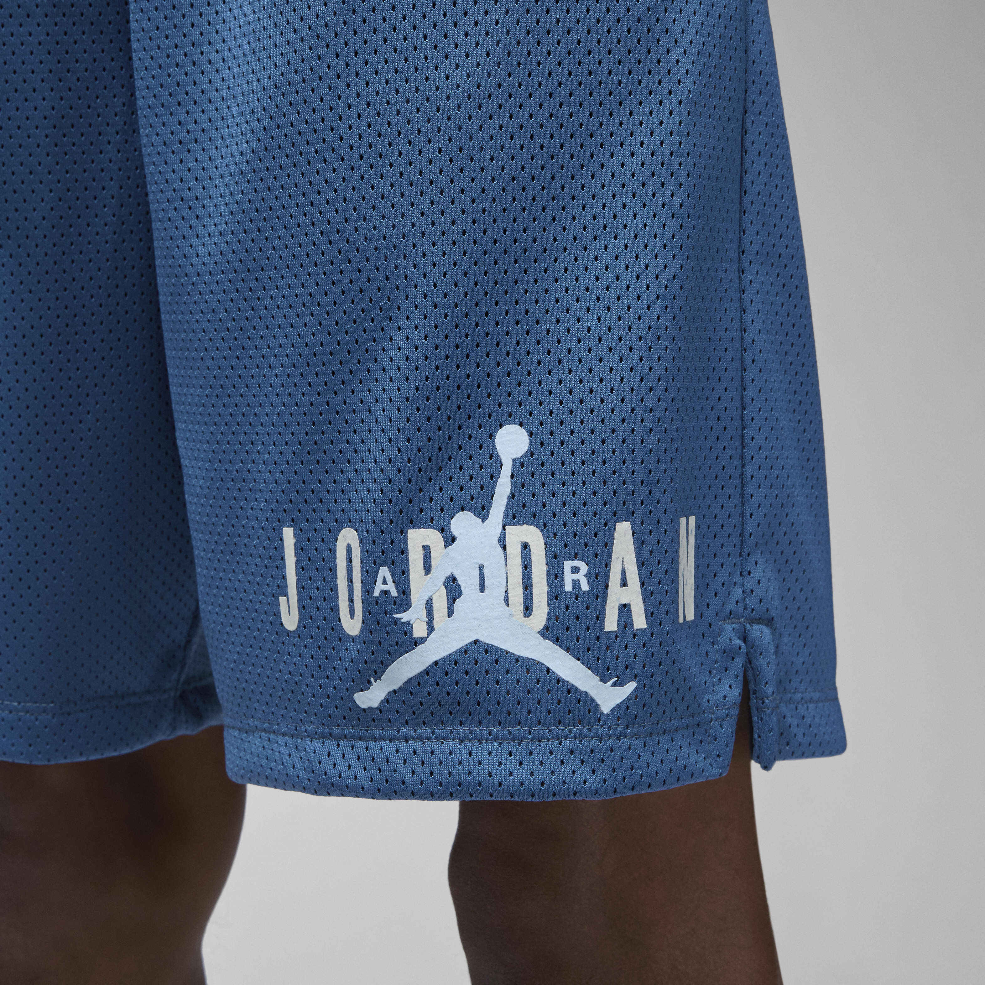 Jordan Essentials image number 5