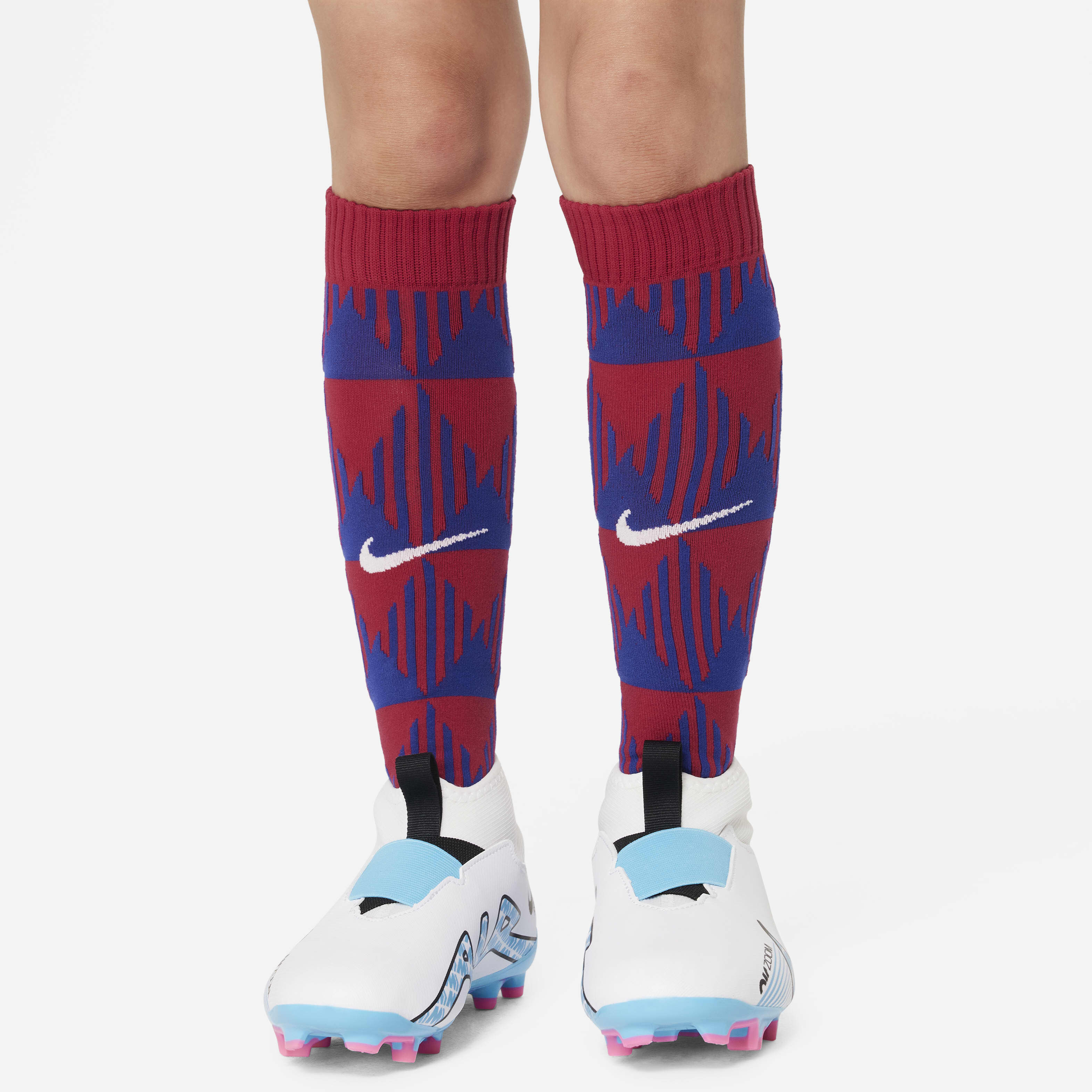 F.C. برشلونة 2023/24 الأساسي image number 7