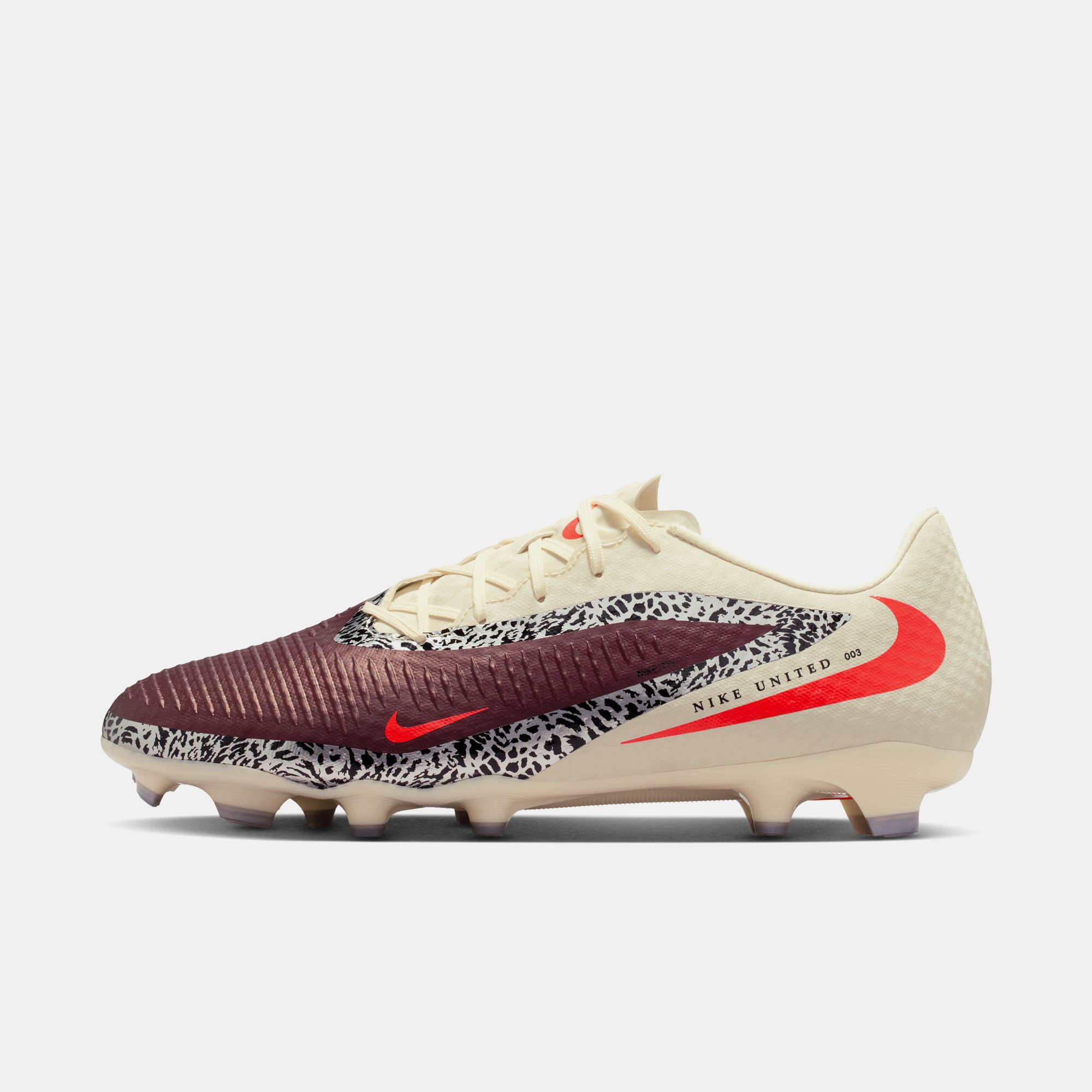 Nike United Phantom 6 Low Academy image number 0