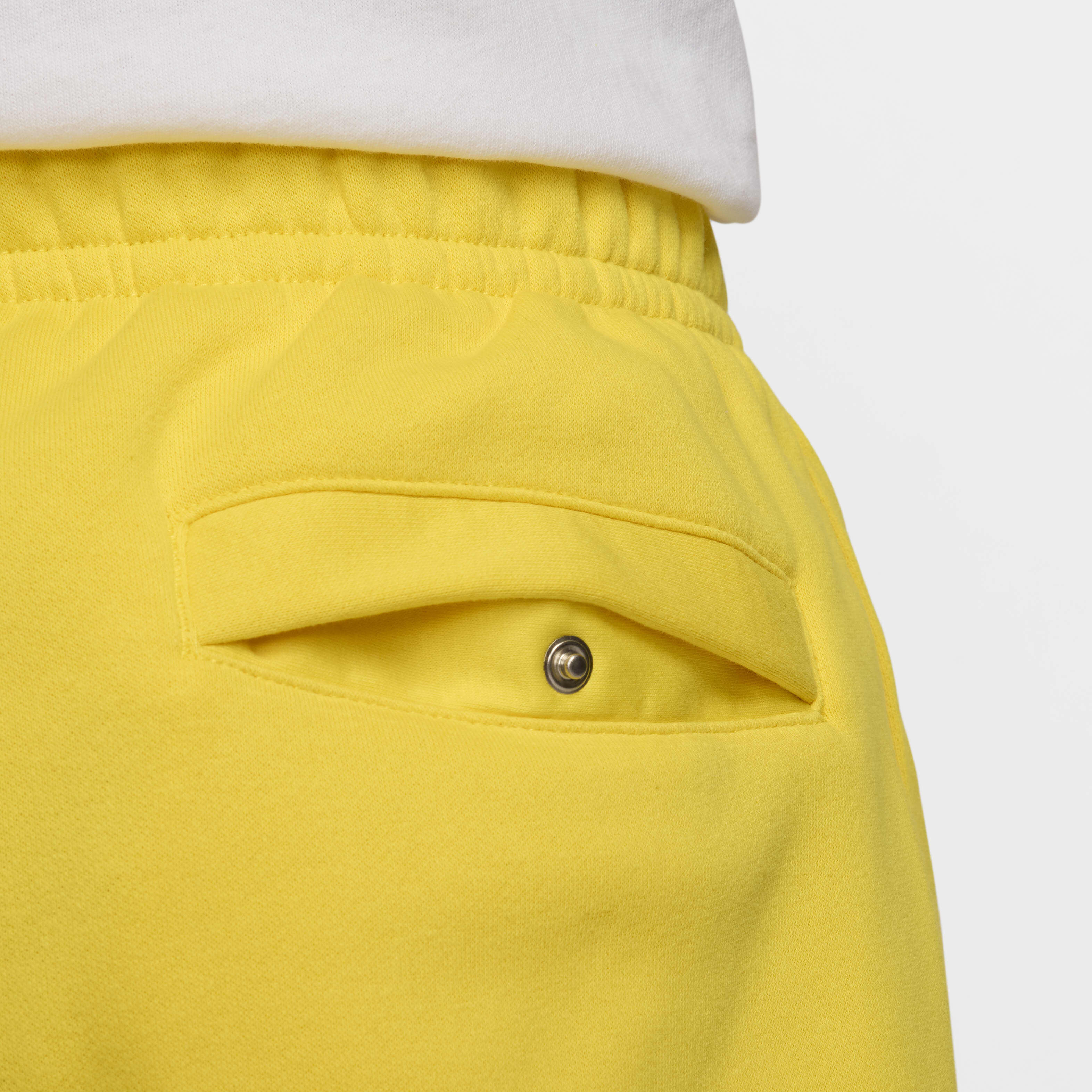 نايكي سبورتسوير كلوب فليس image number 4