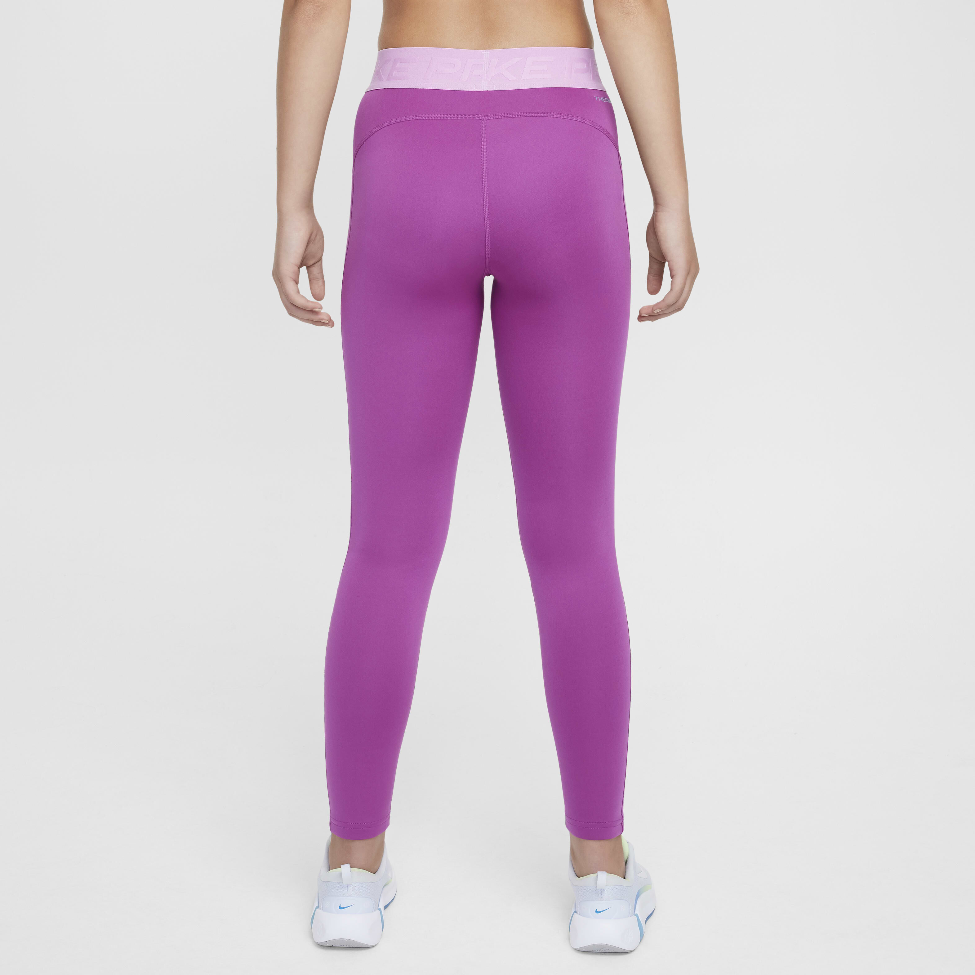 Nike Pro image number 1