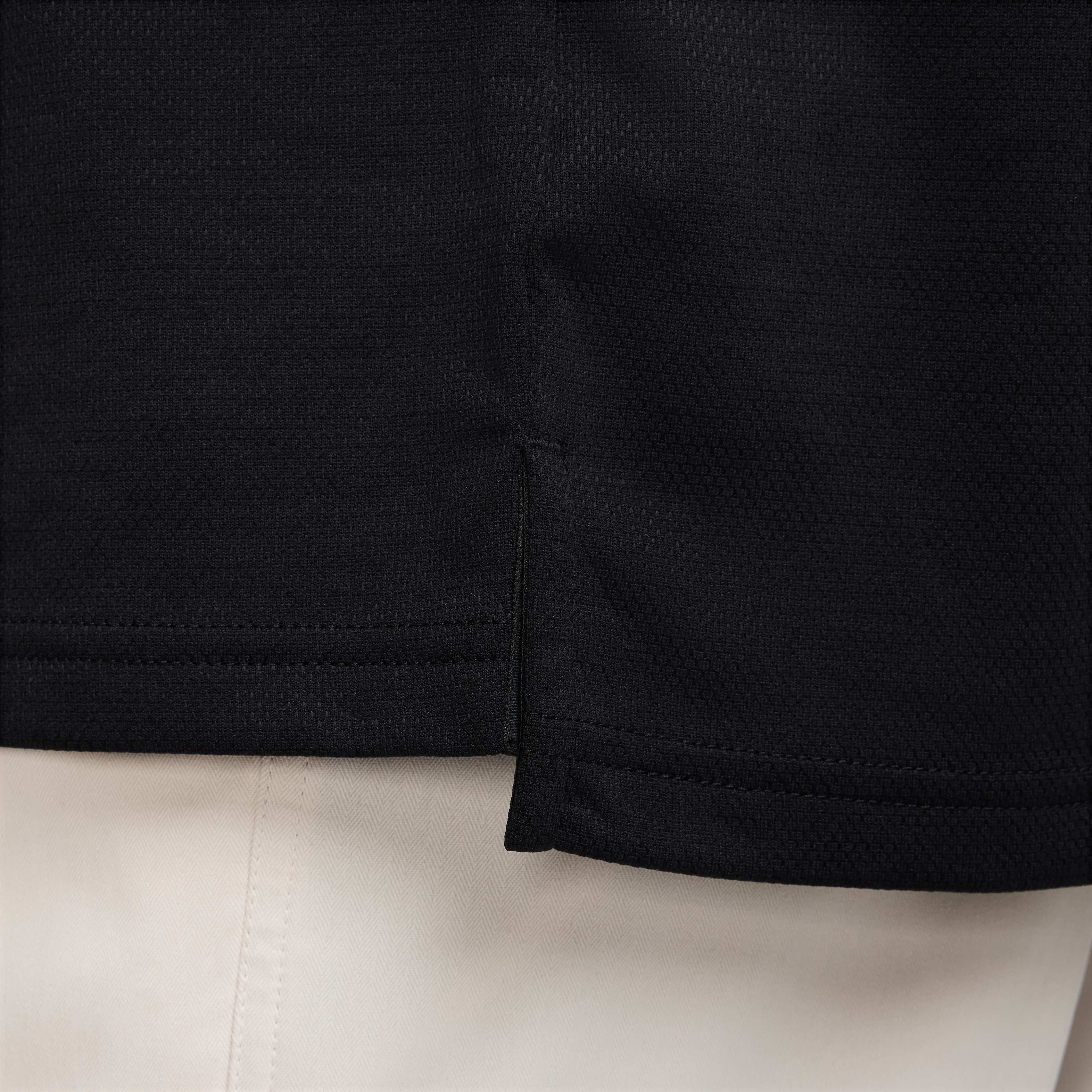 Nike Tour image number 3