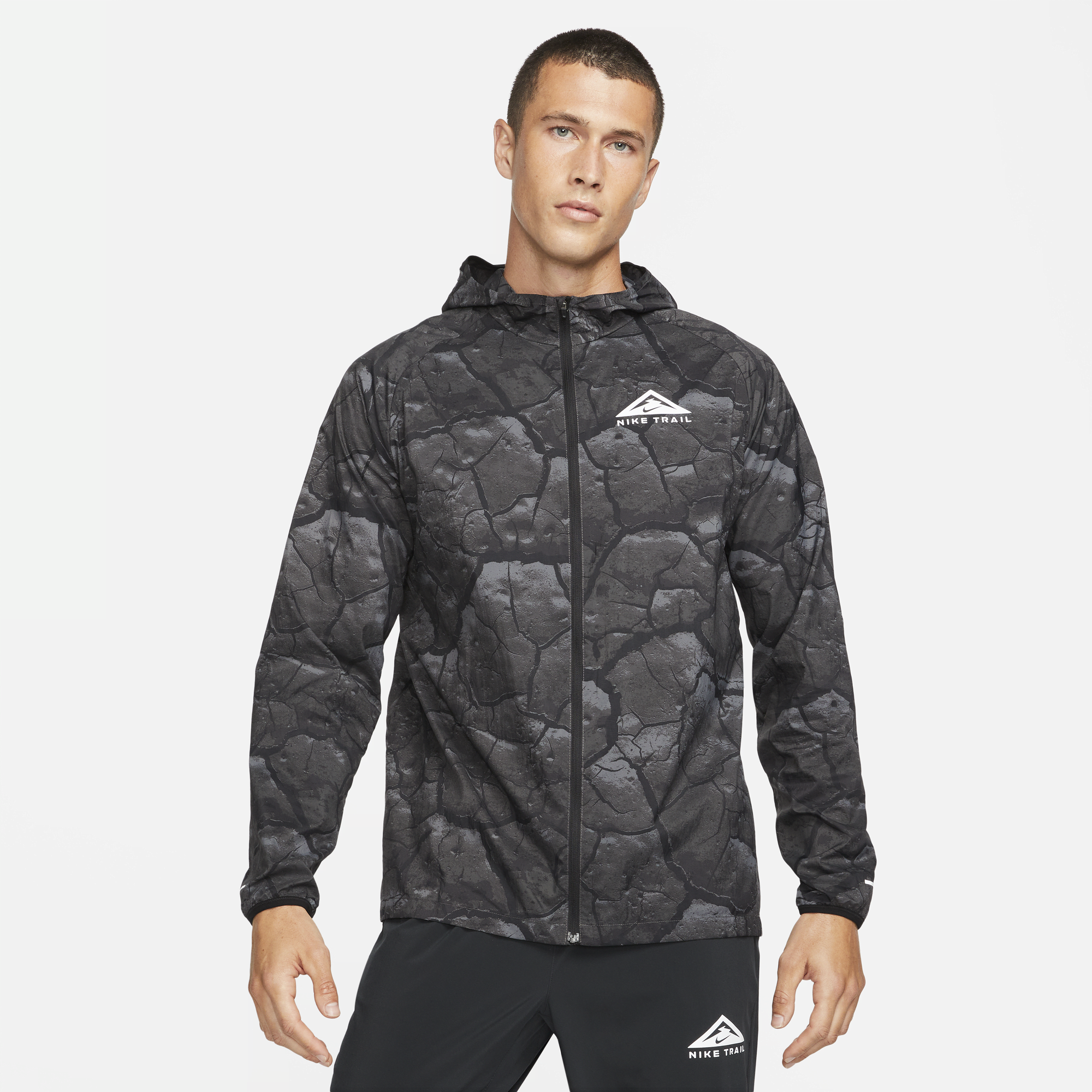 Nike outdoor on sale running jacket