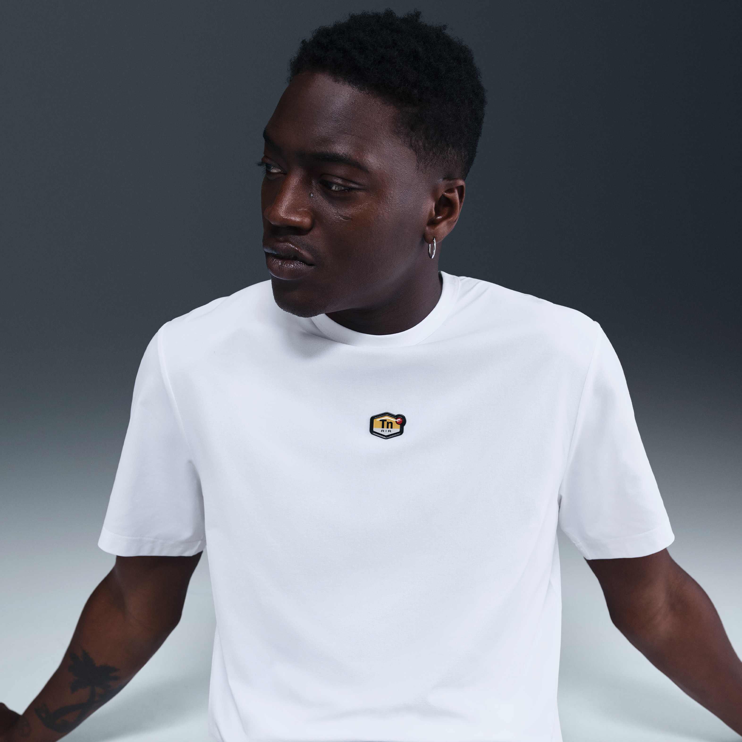 نايكي سبورتسوير image number 2